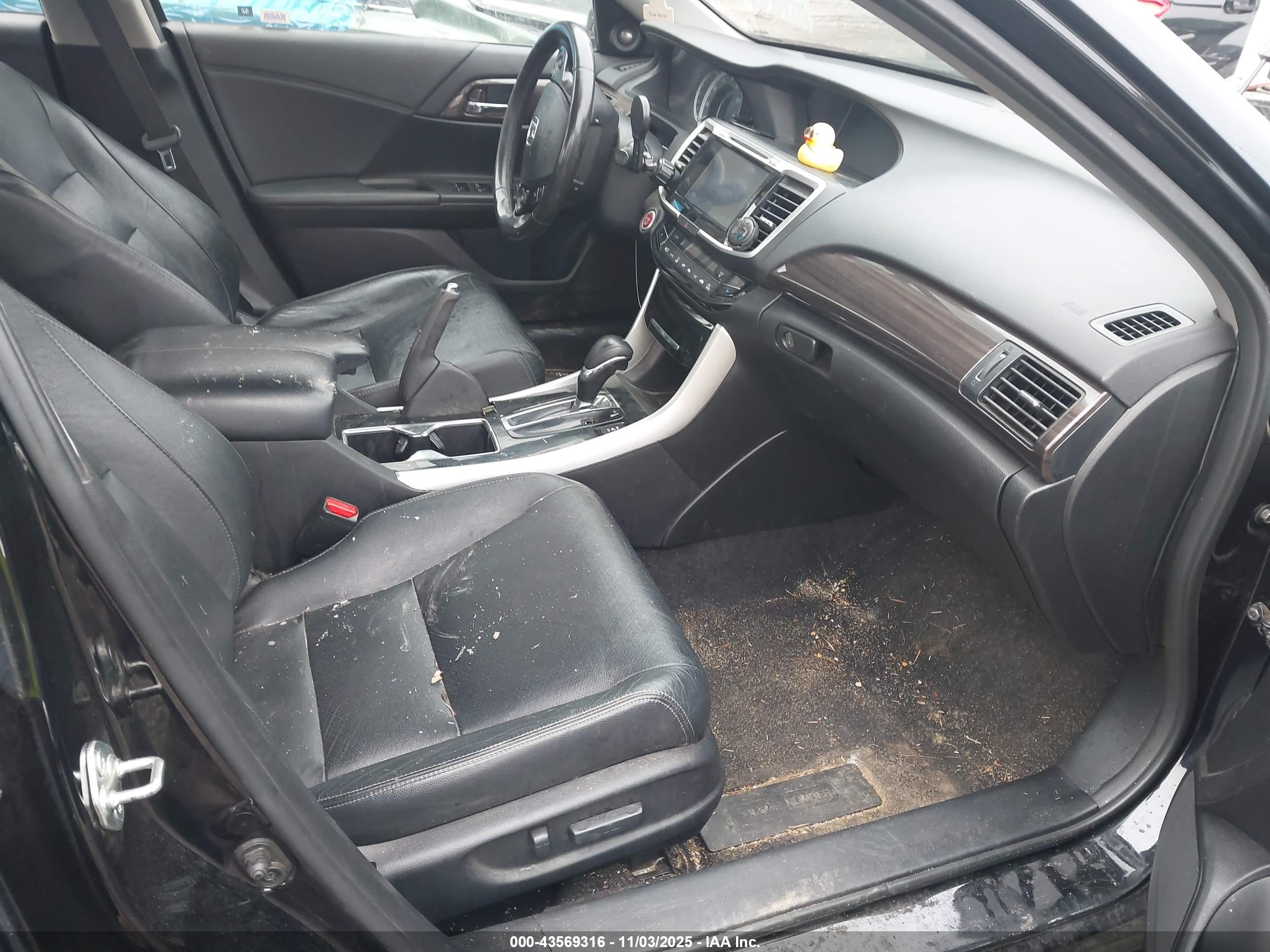 HONDA ACCORD image 5