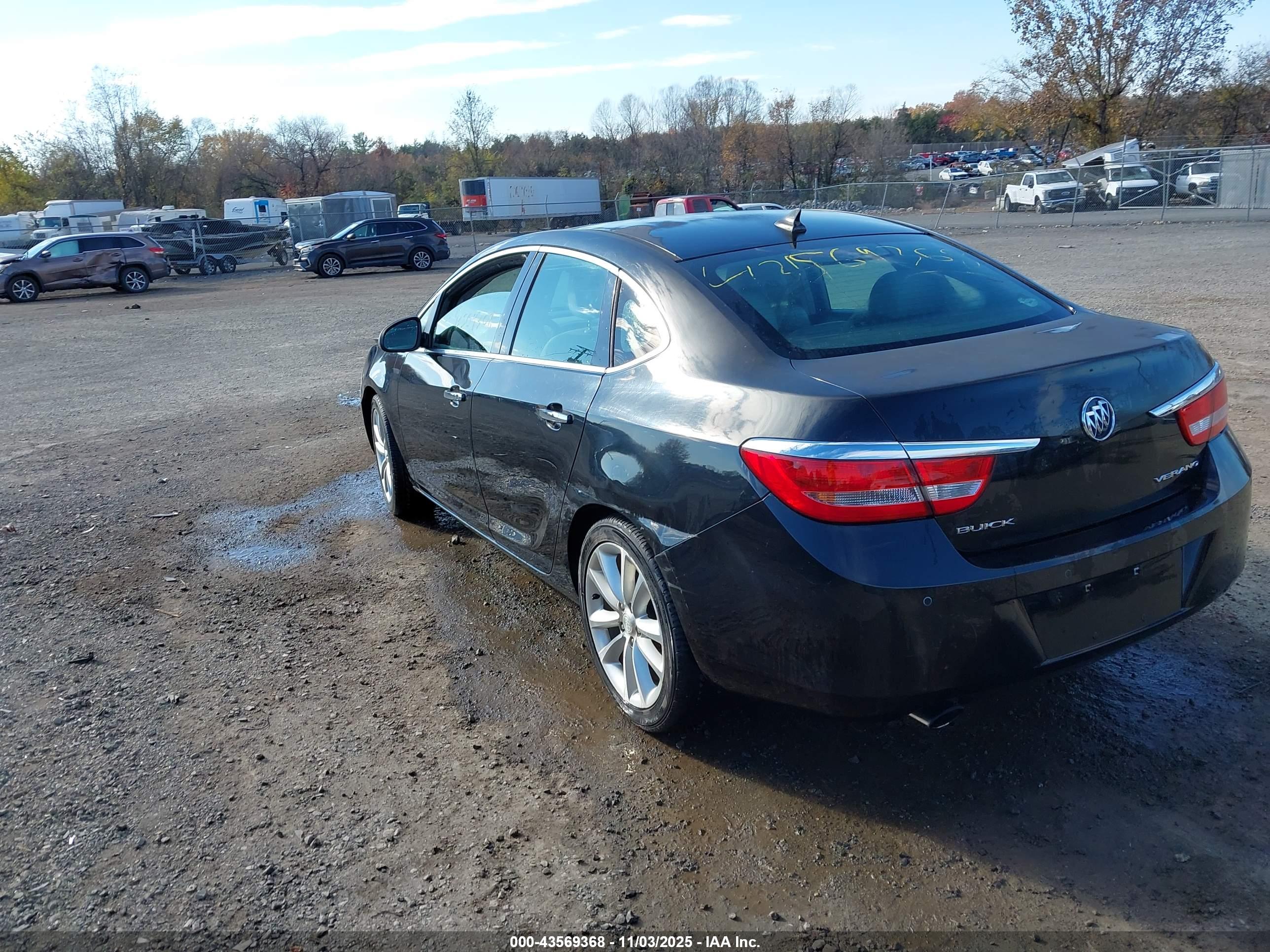 BUICK VERANO image 3