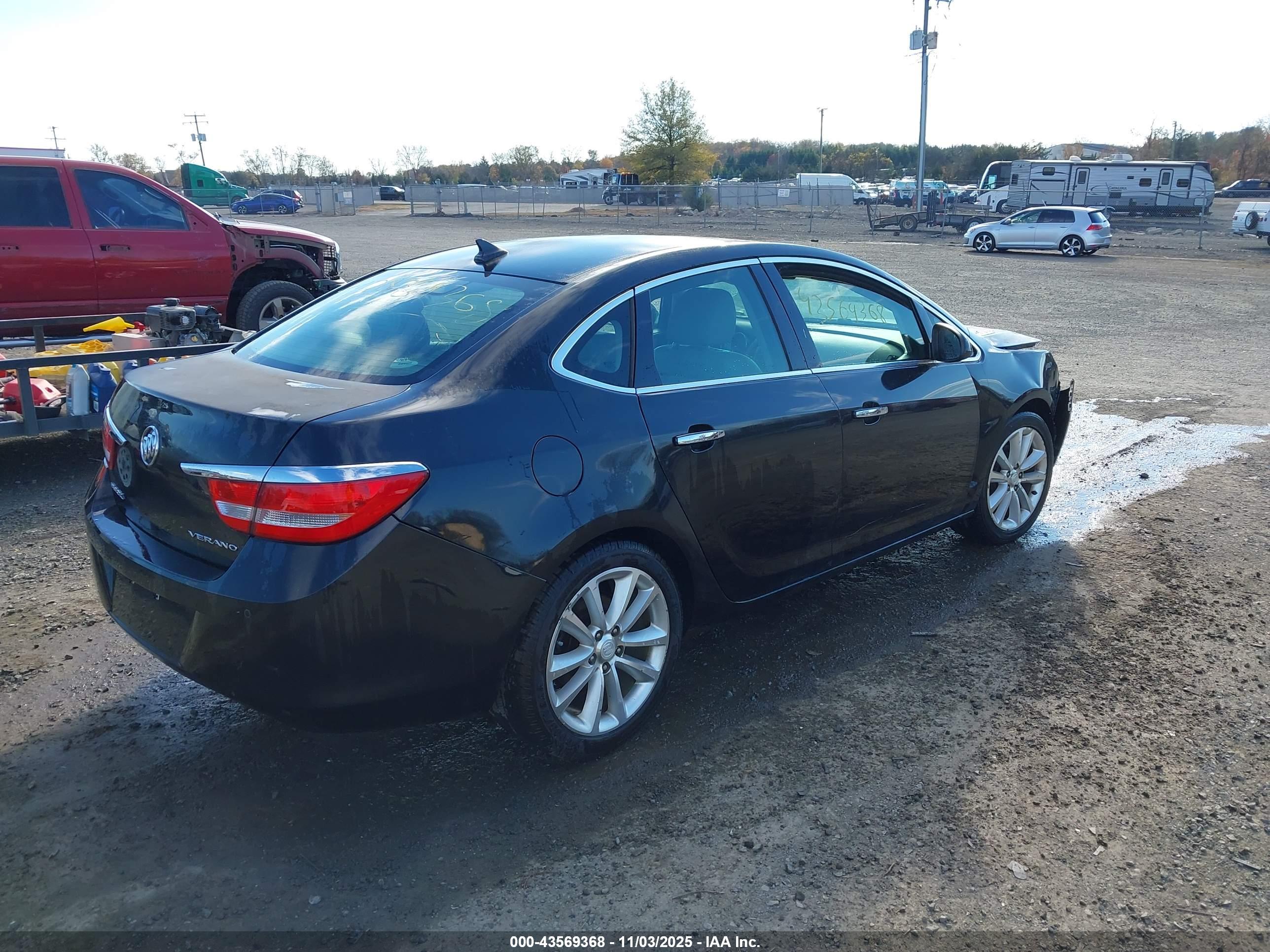 BUICK VERANO image 4