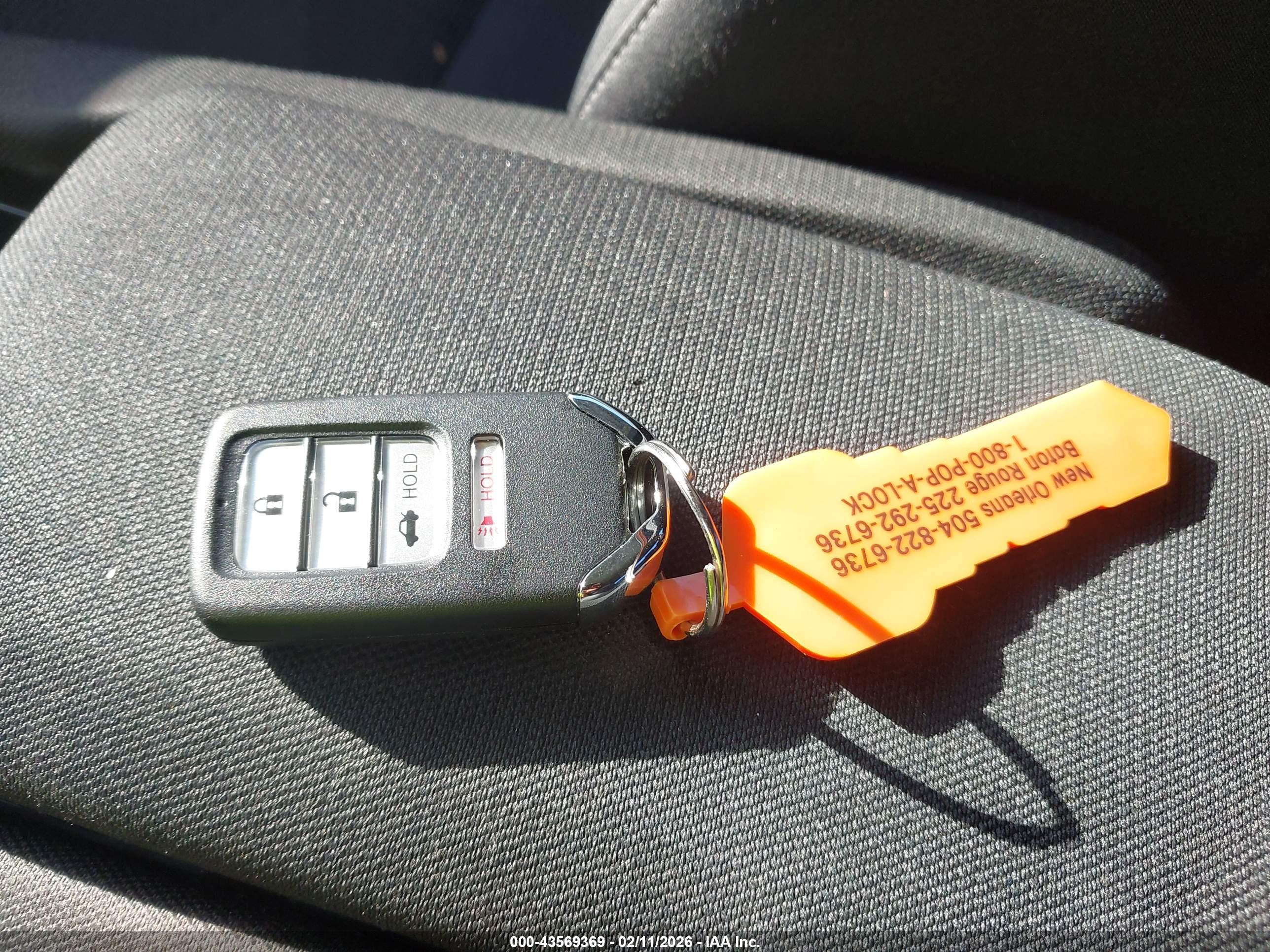 HONDA INSIGHT image 11