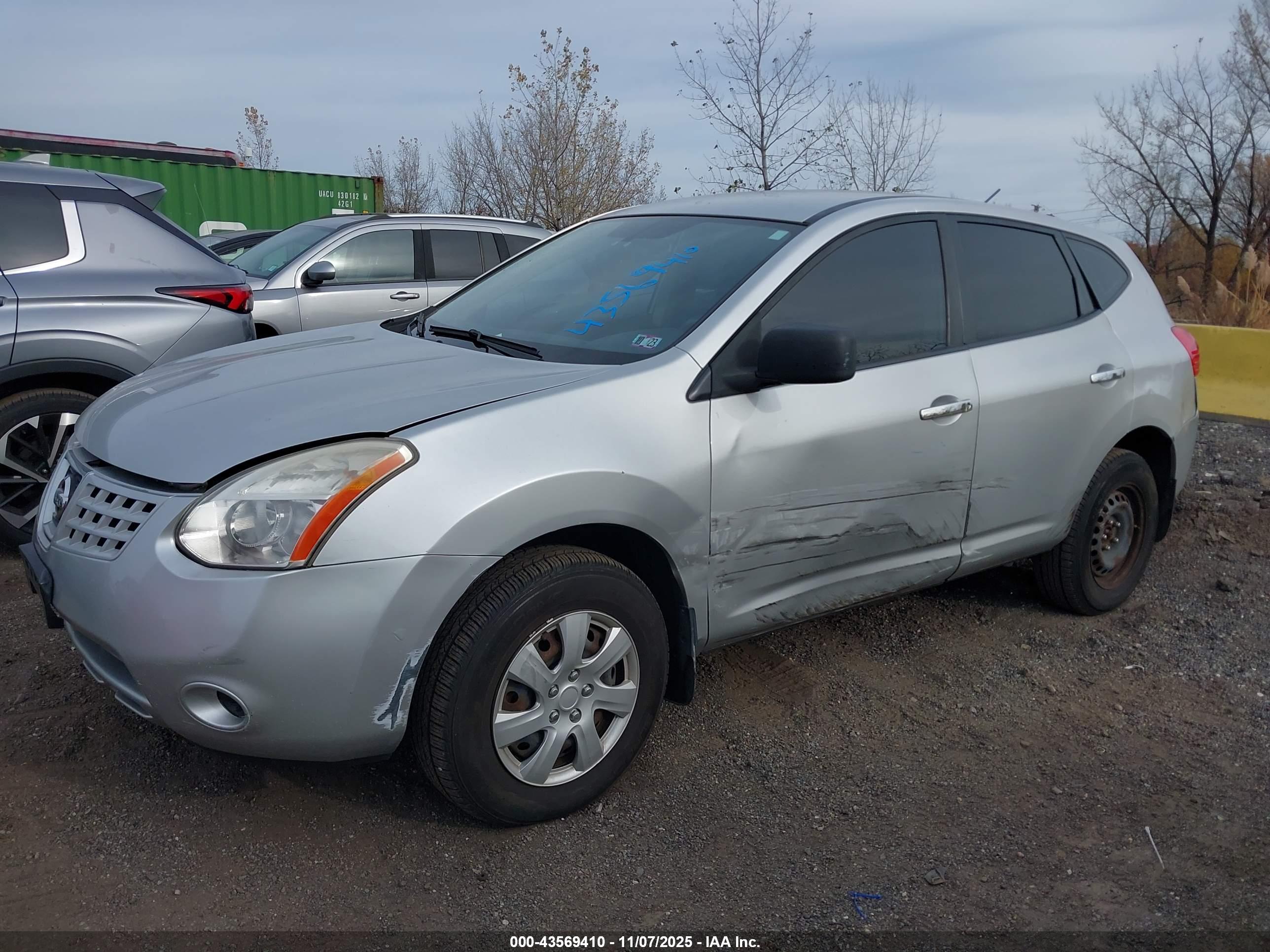 NISSAN ROGUE image 6