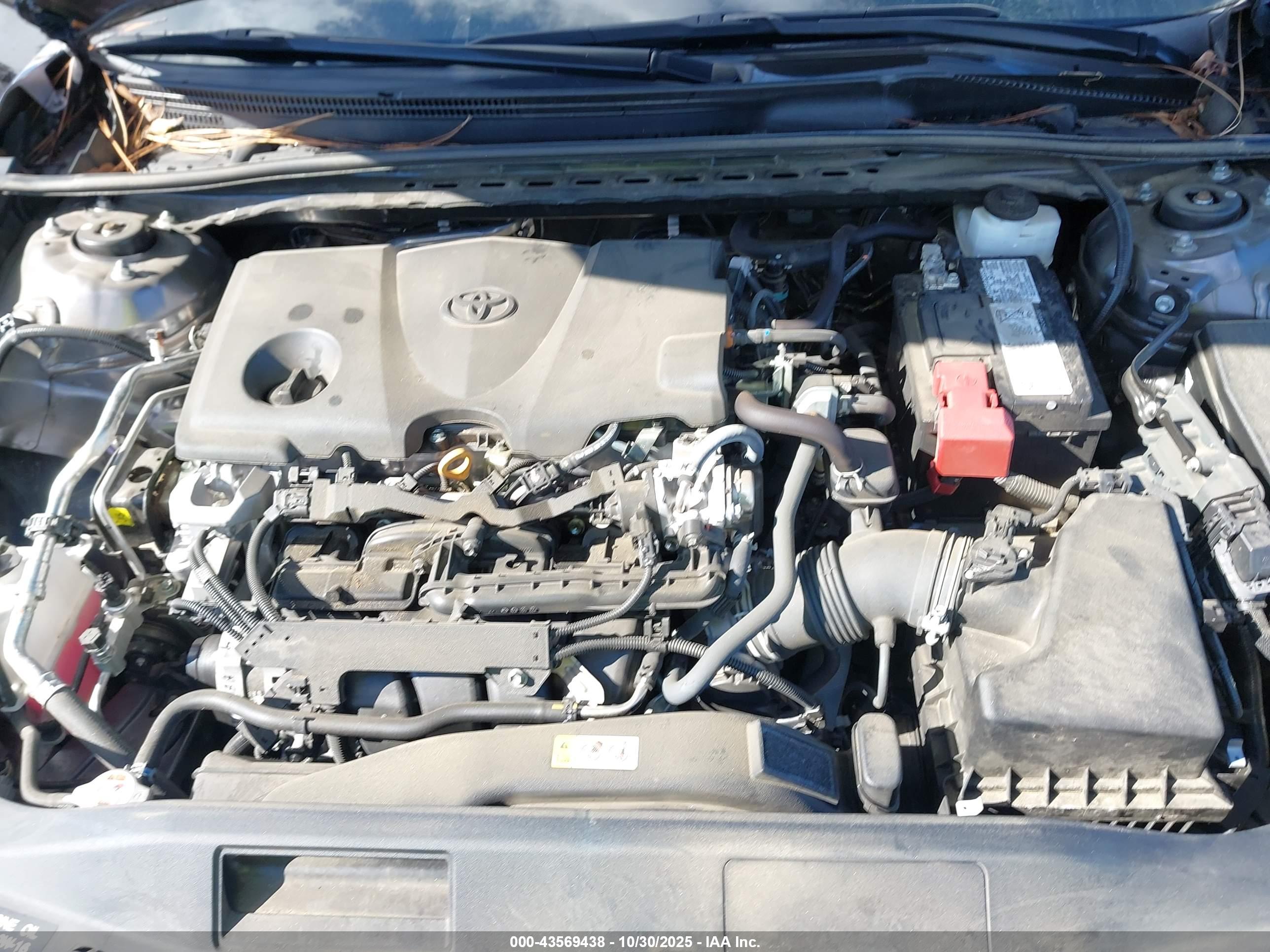 TOYOTA CAMRY image 10