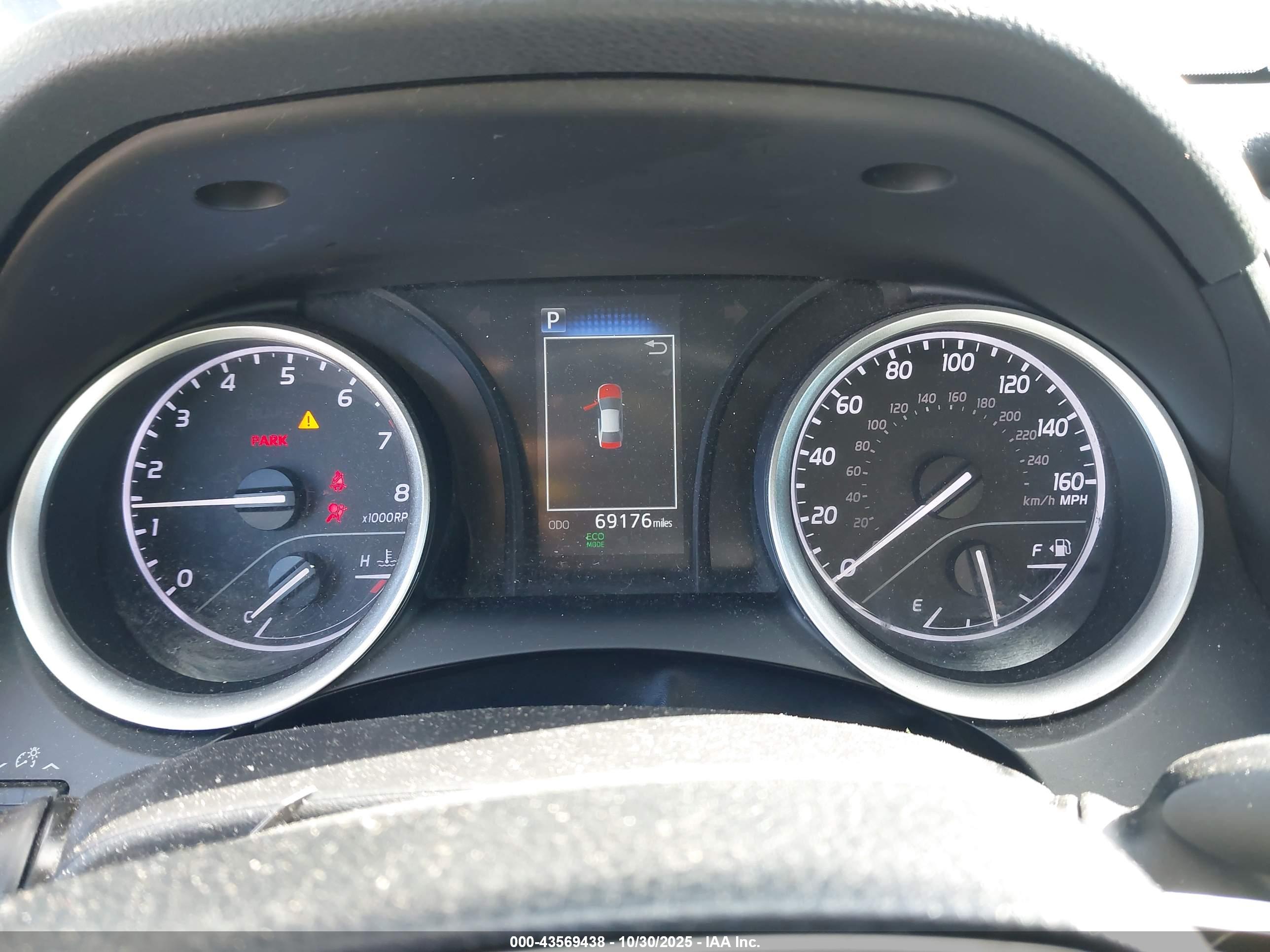 TOYOTA CAMRY image 7