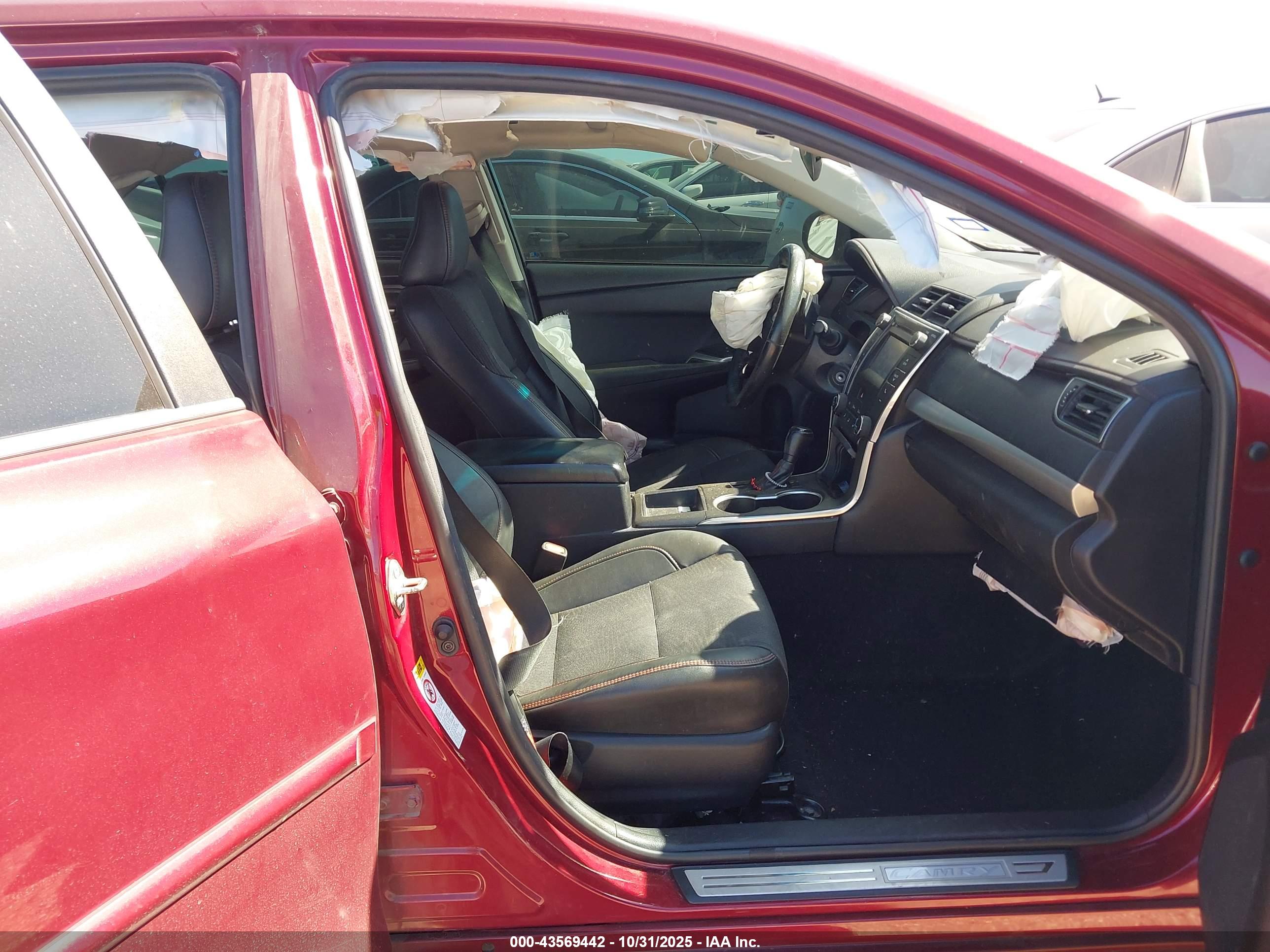 TOYOTA CAMRY image 5