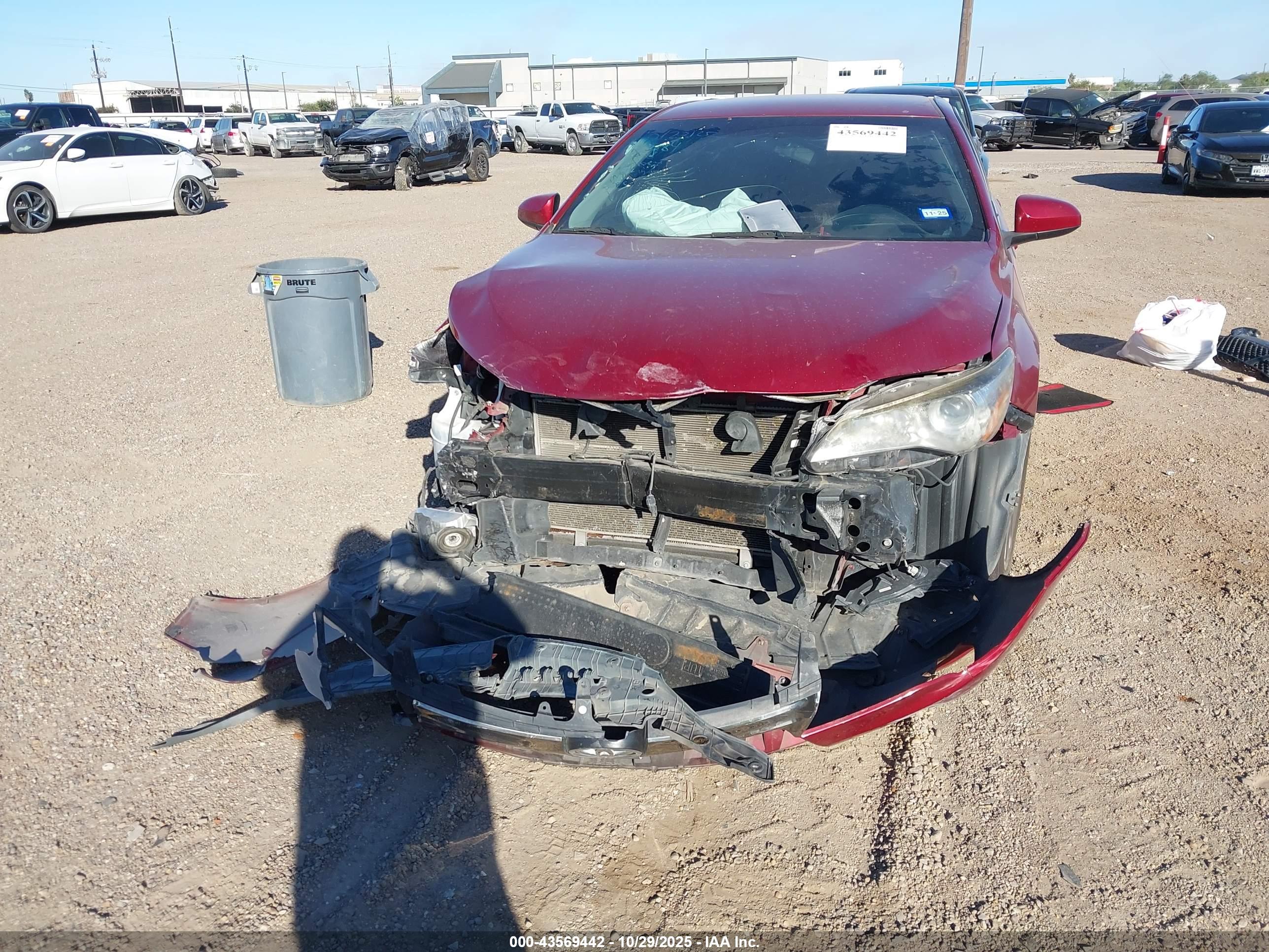 TOYOTA CAMRY image 6