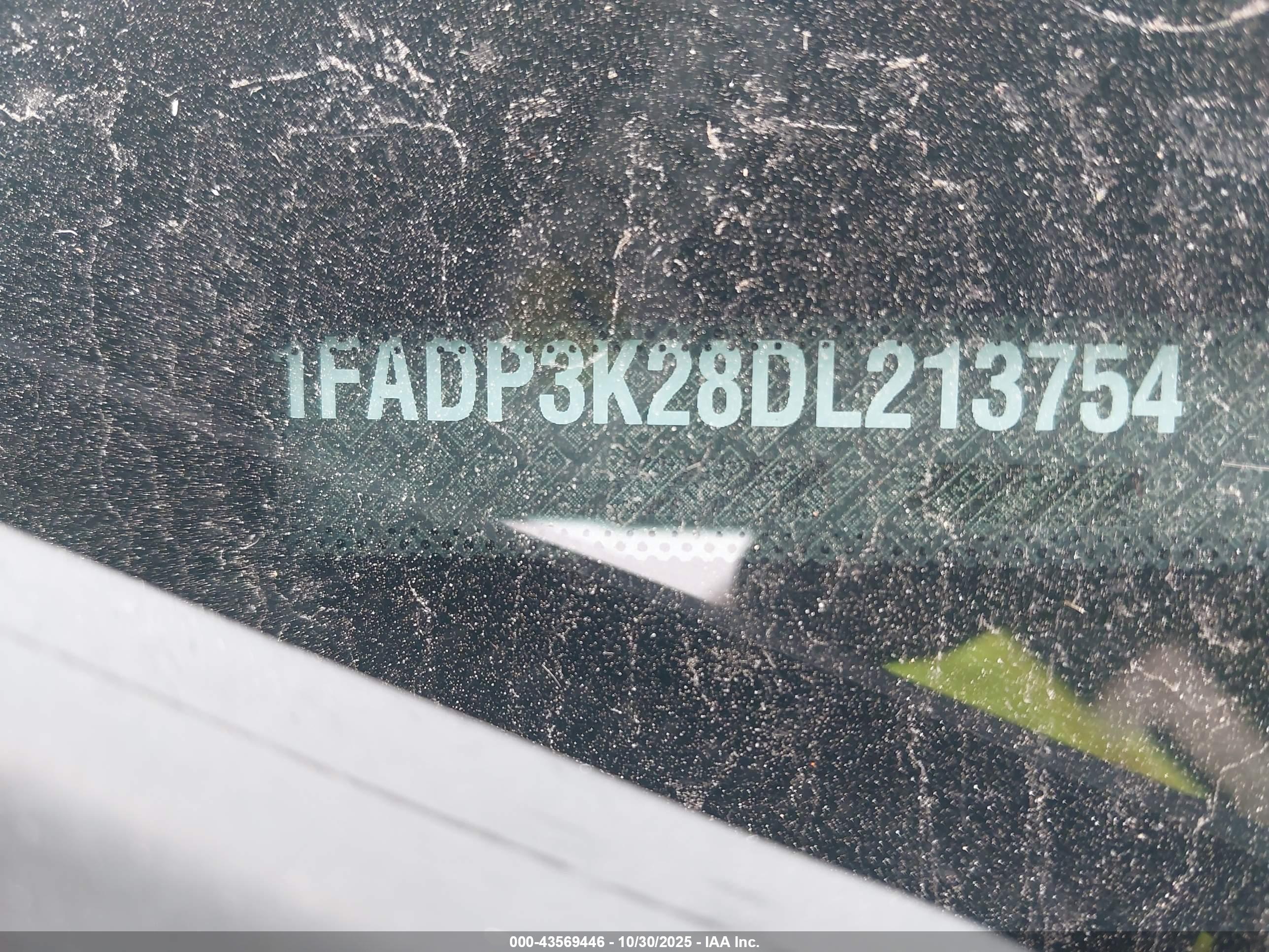 FORD FOCUS image 9