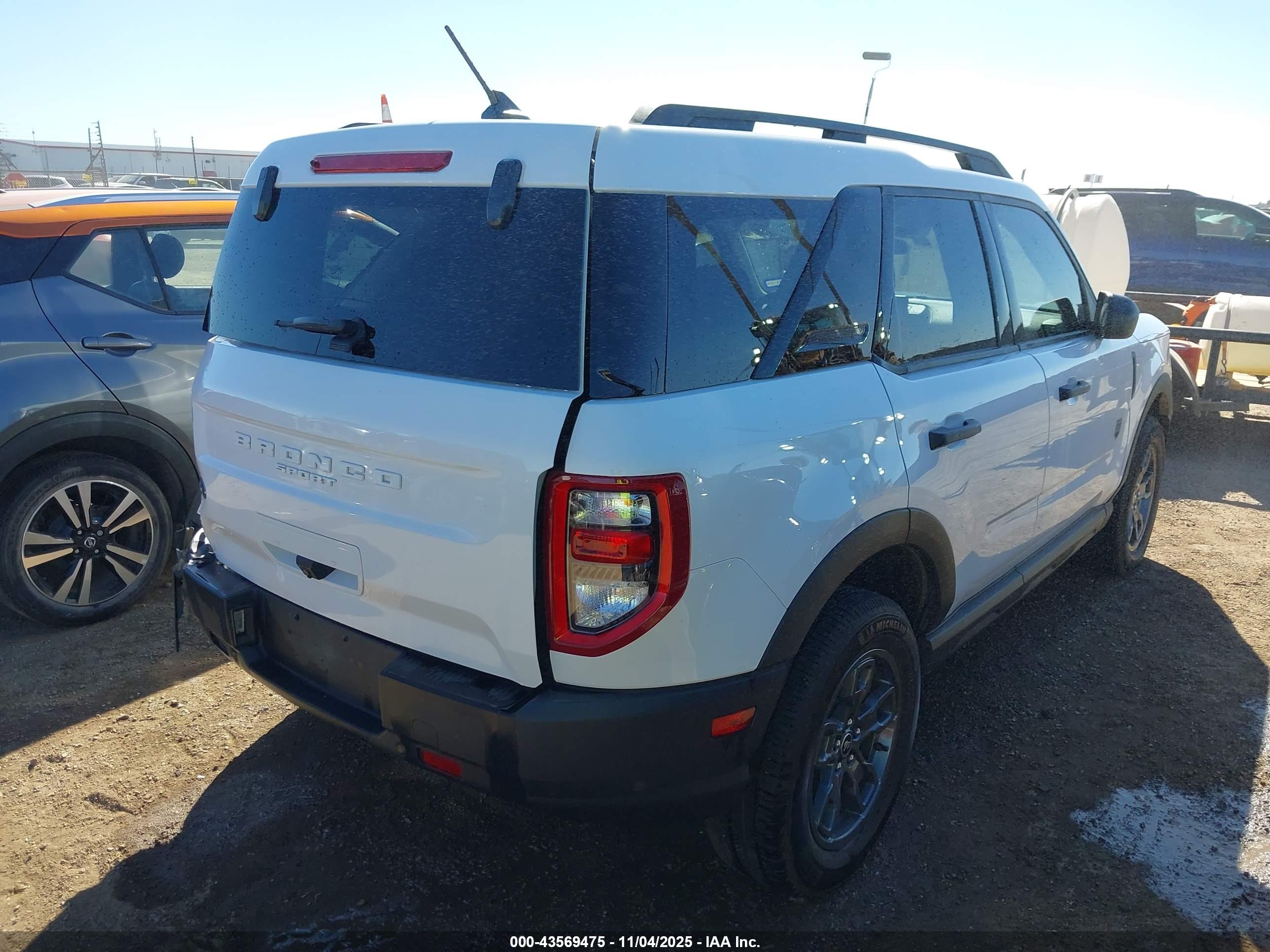 FORD BRONCO image 4
