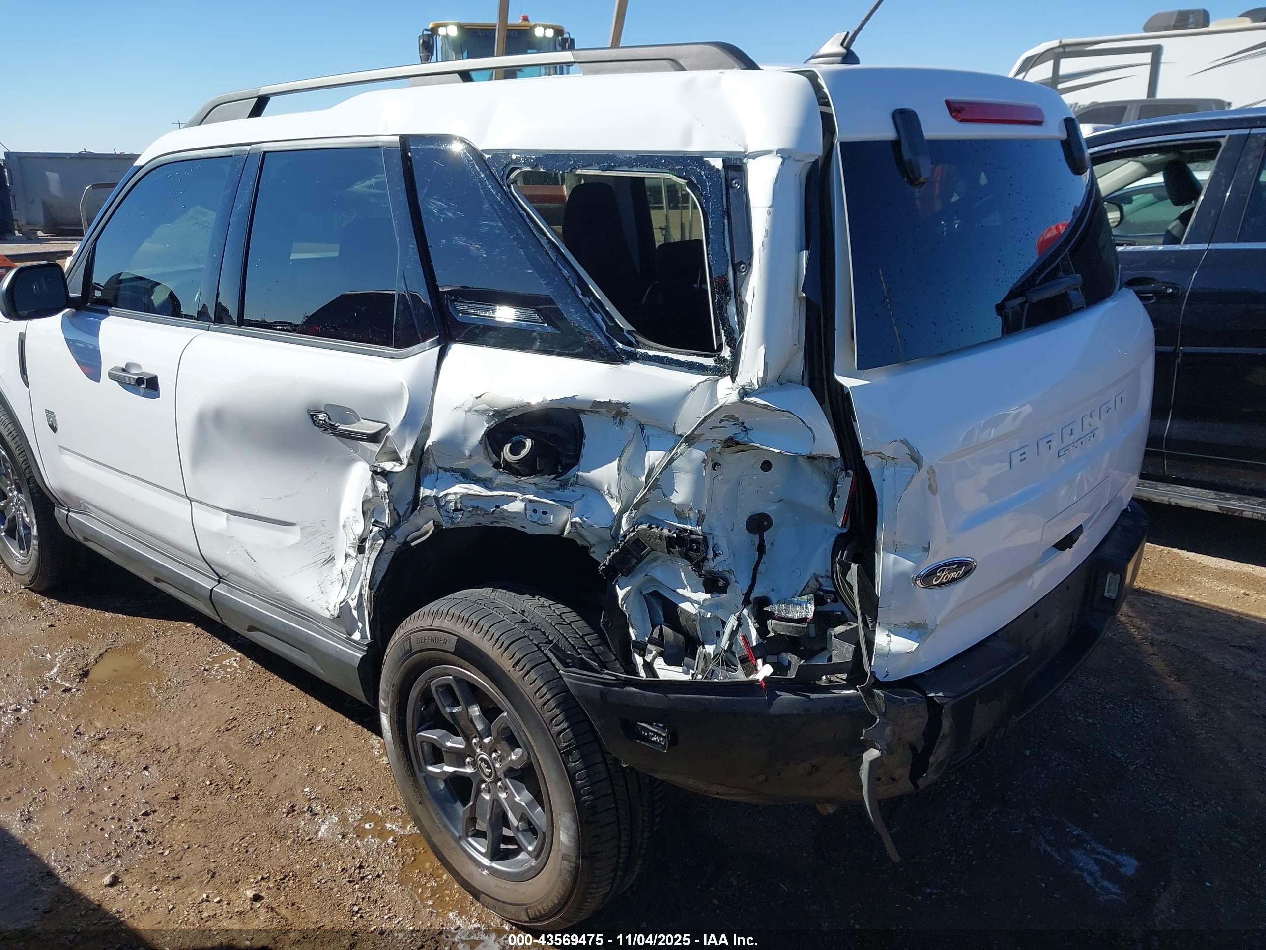 FORD BRONCO image 6