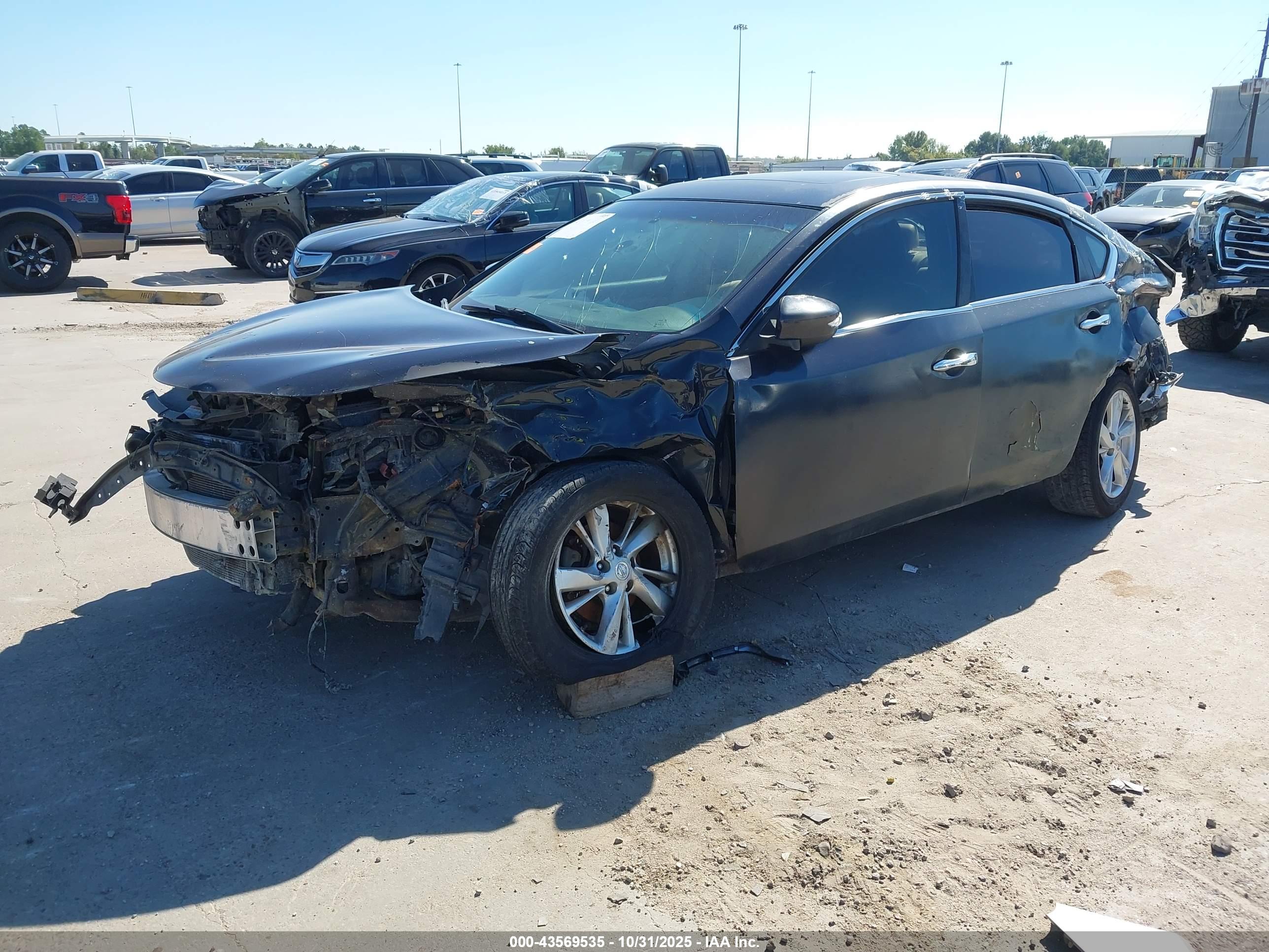 NISSAN ALTIMA image 2