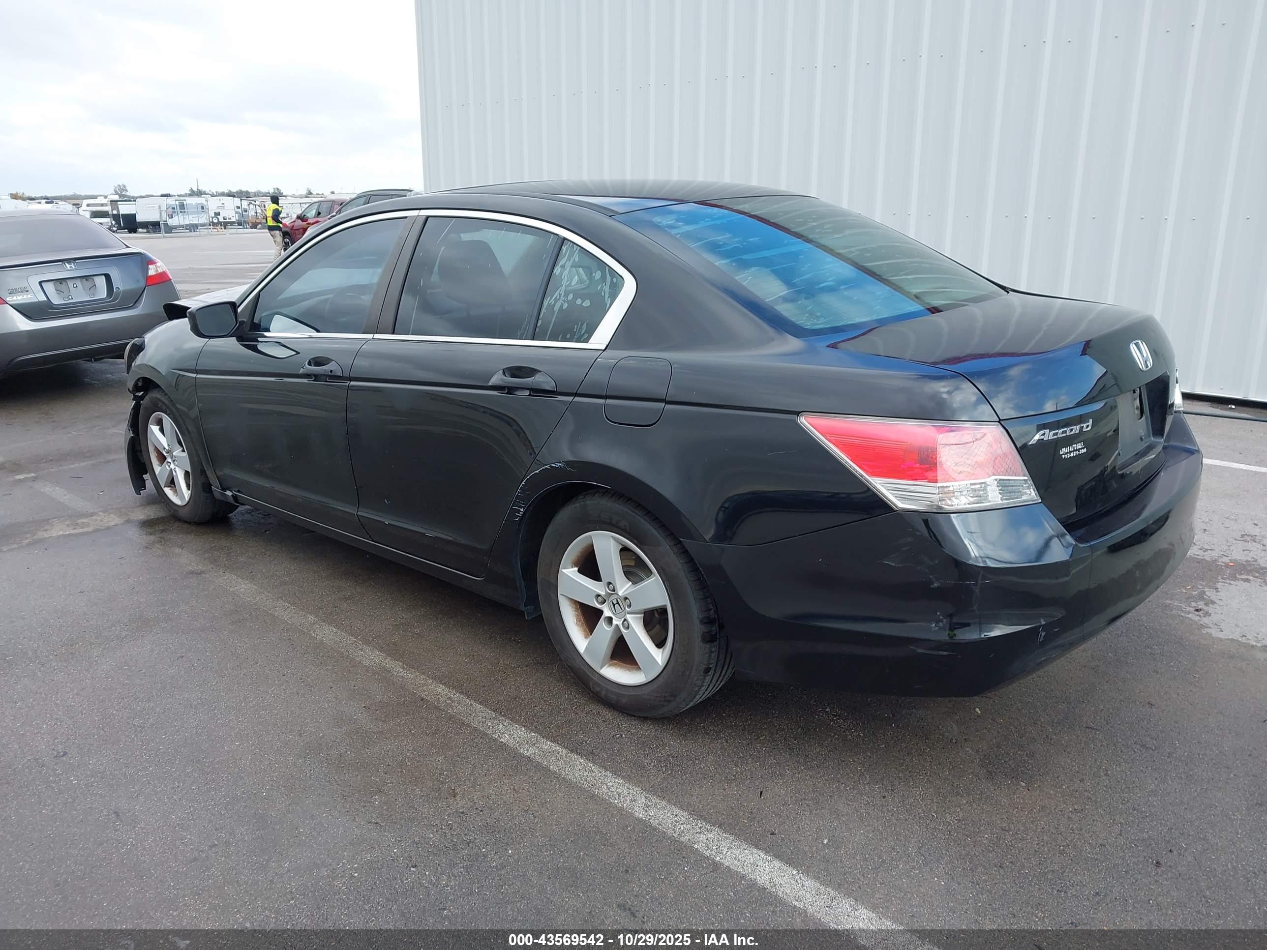 HONDA ACCORD image 3