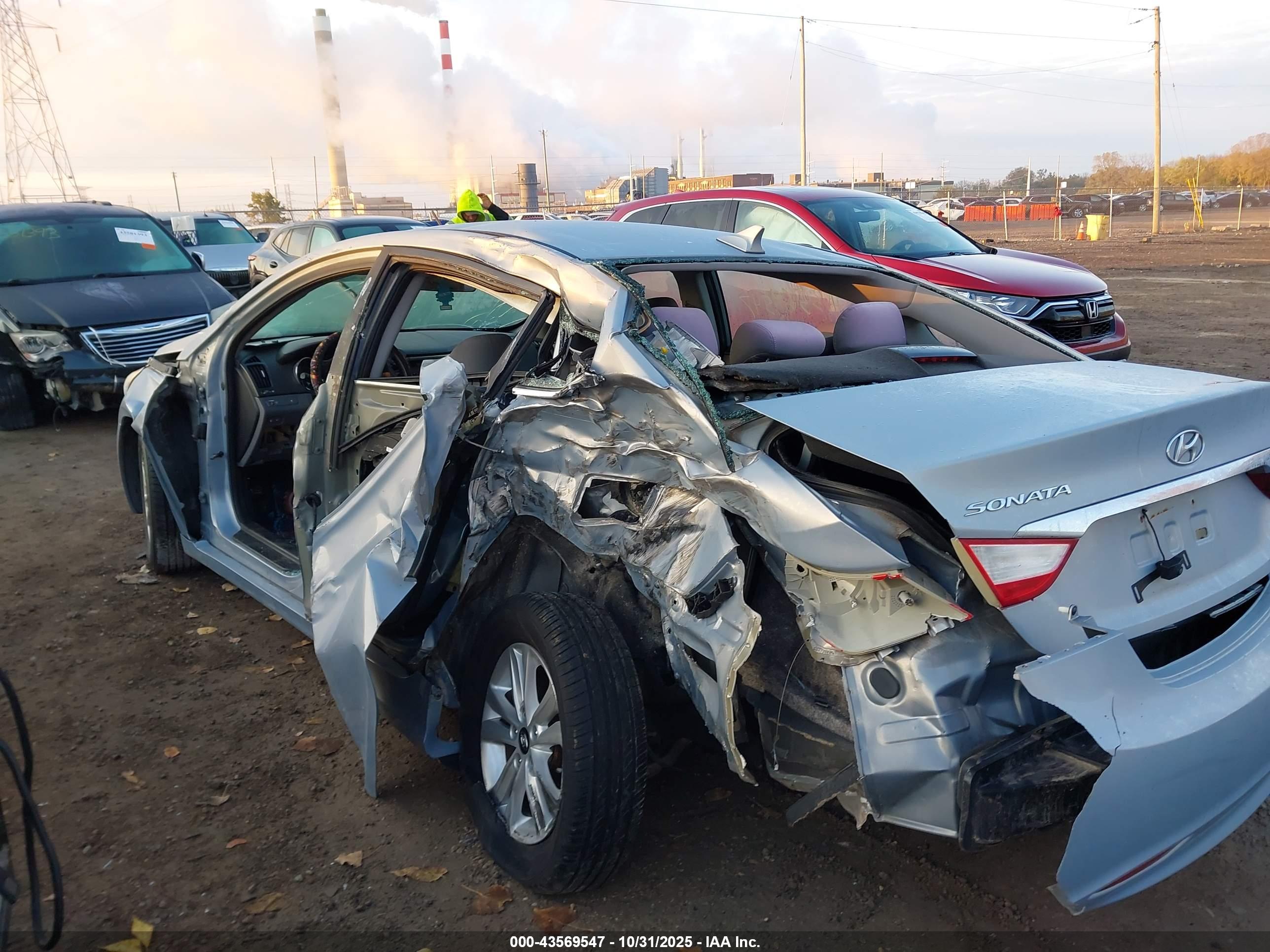 HYUNDAI SONATA image 6