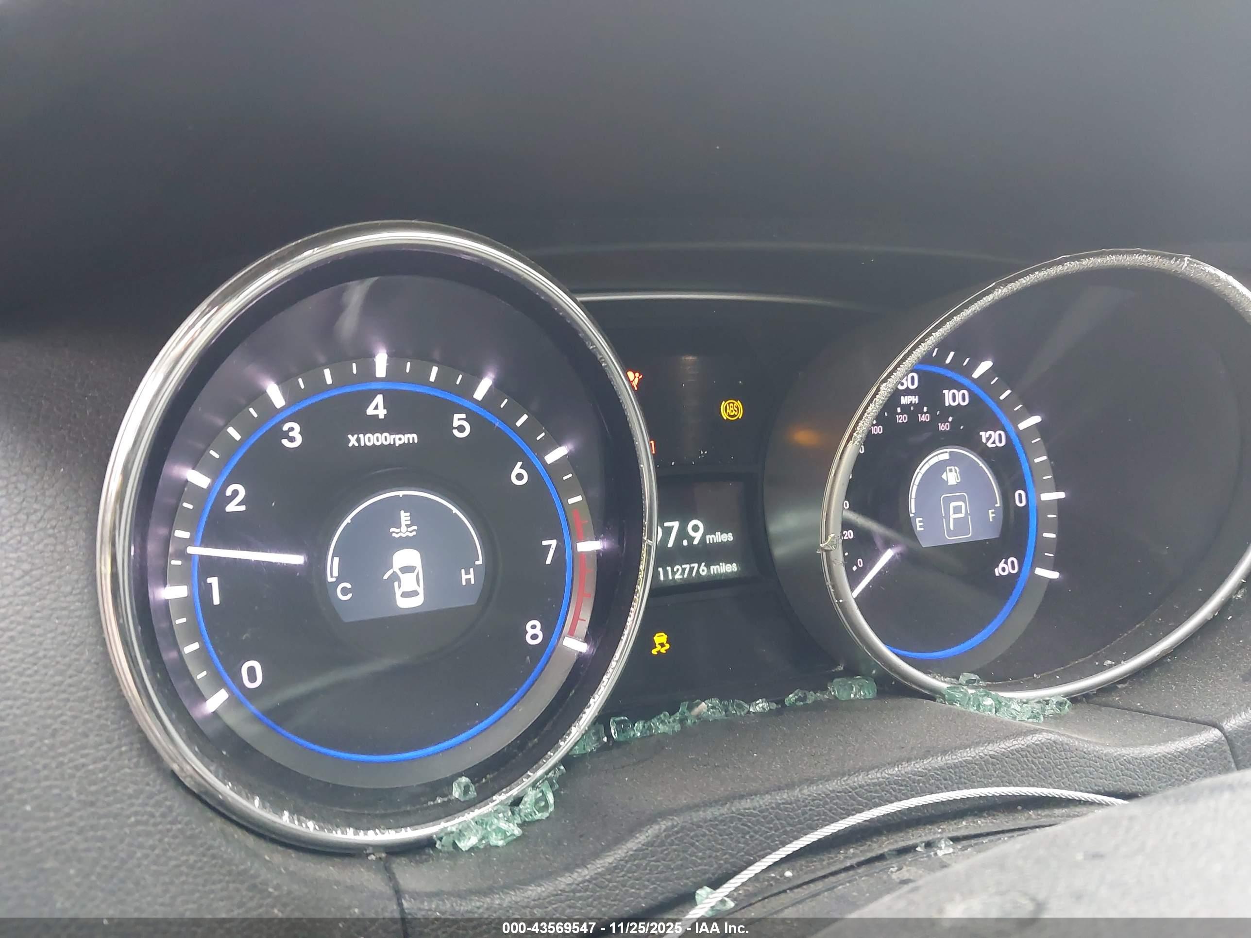 HYUNDAI SONATA image 7