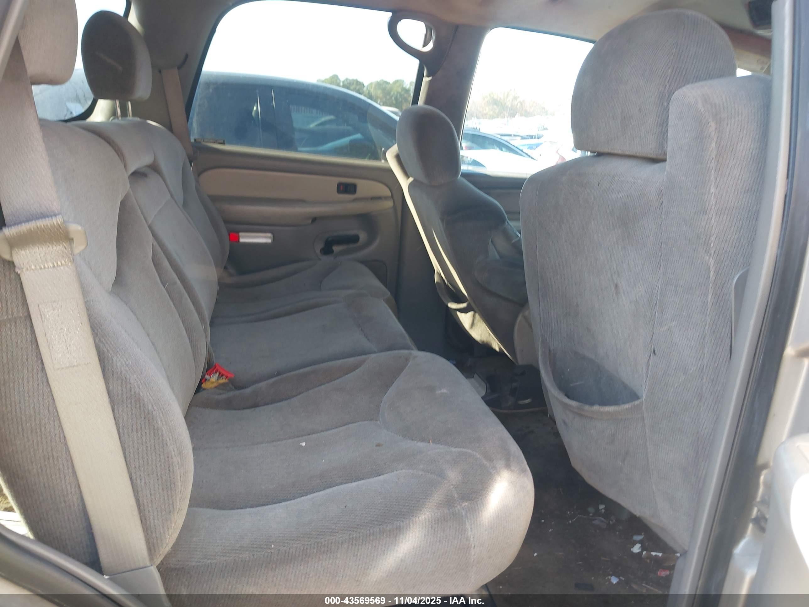 GMC YUKON image 8