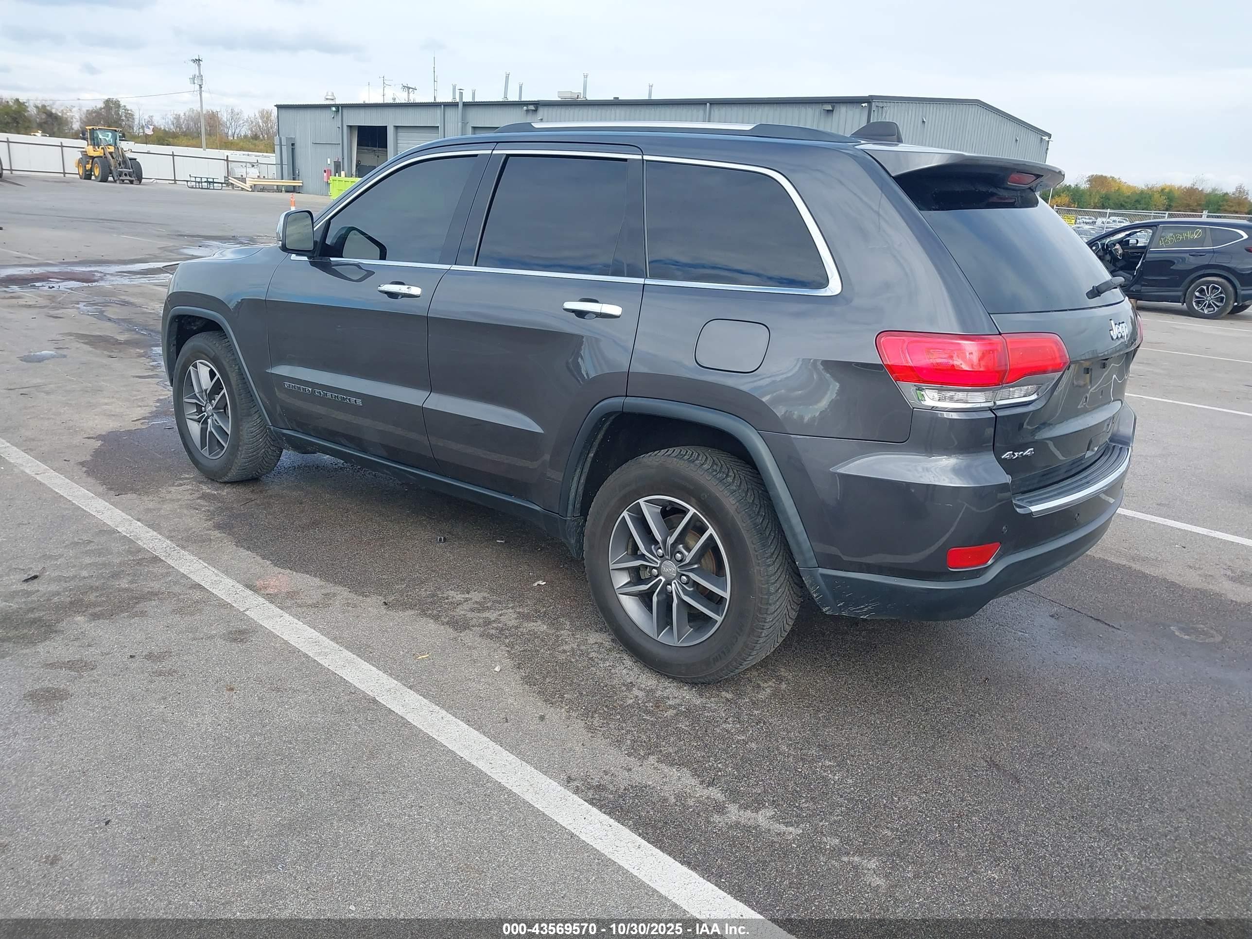 JEEP GRAND image 3