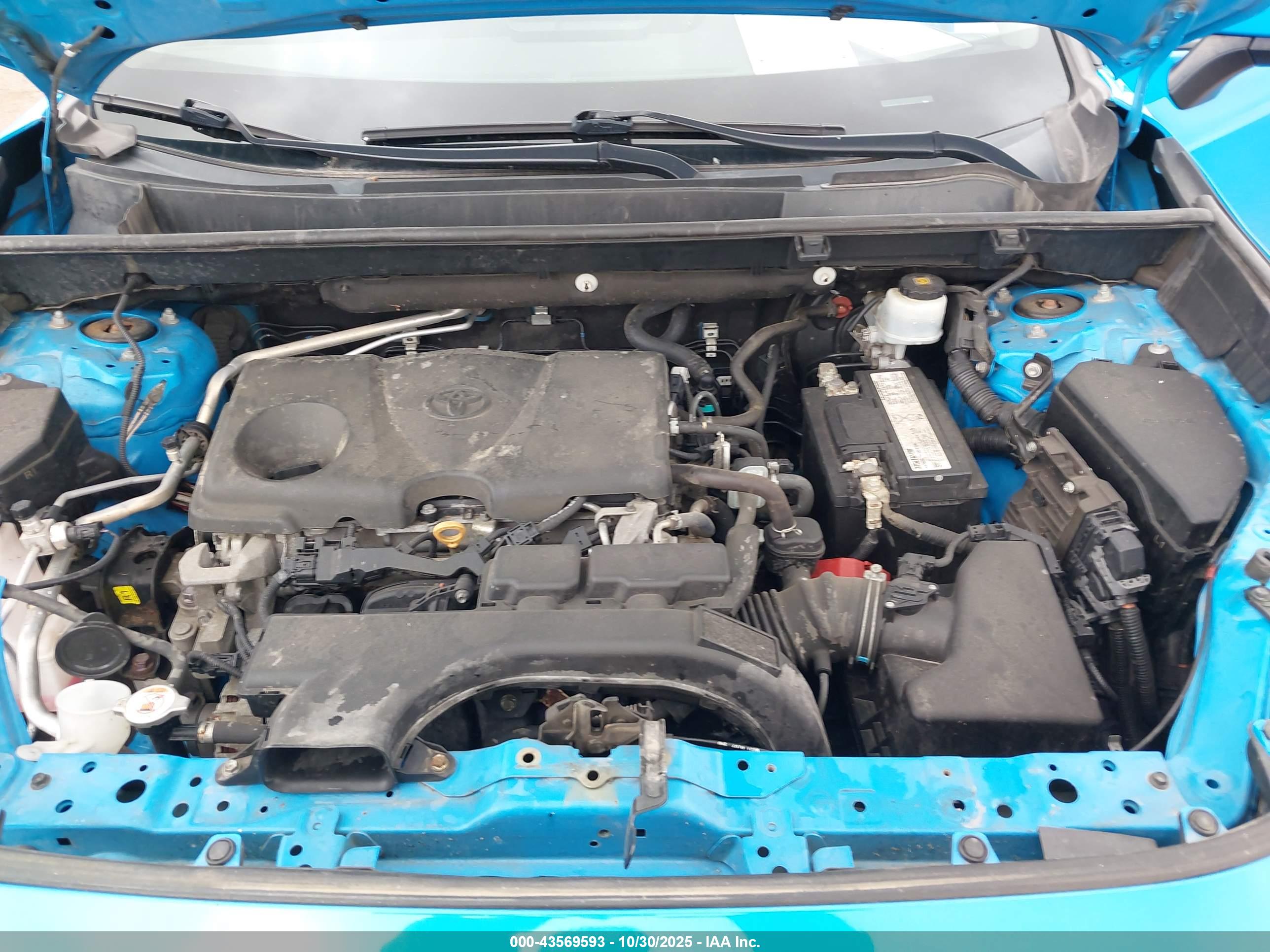 TOYOTA RAV4 image 10