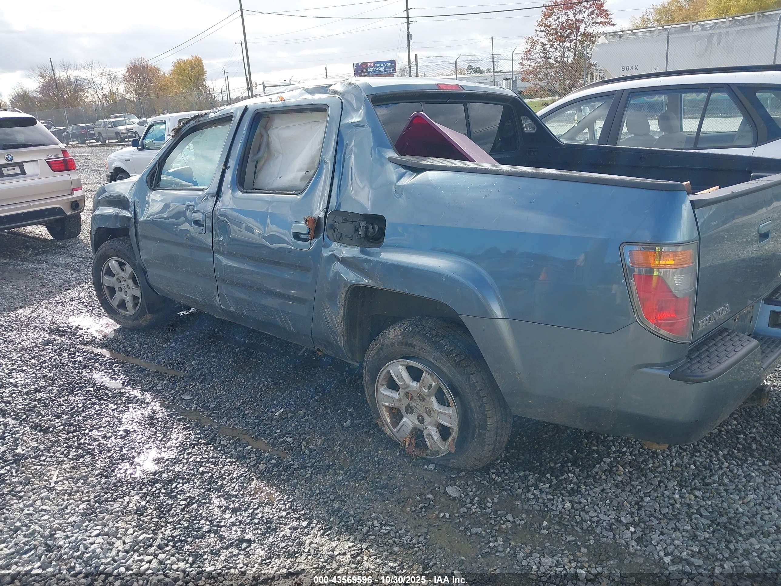 HONDA RIDGELINE image 3