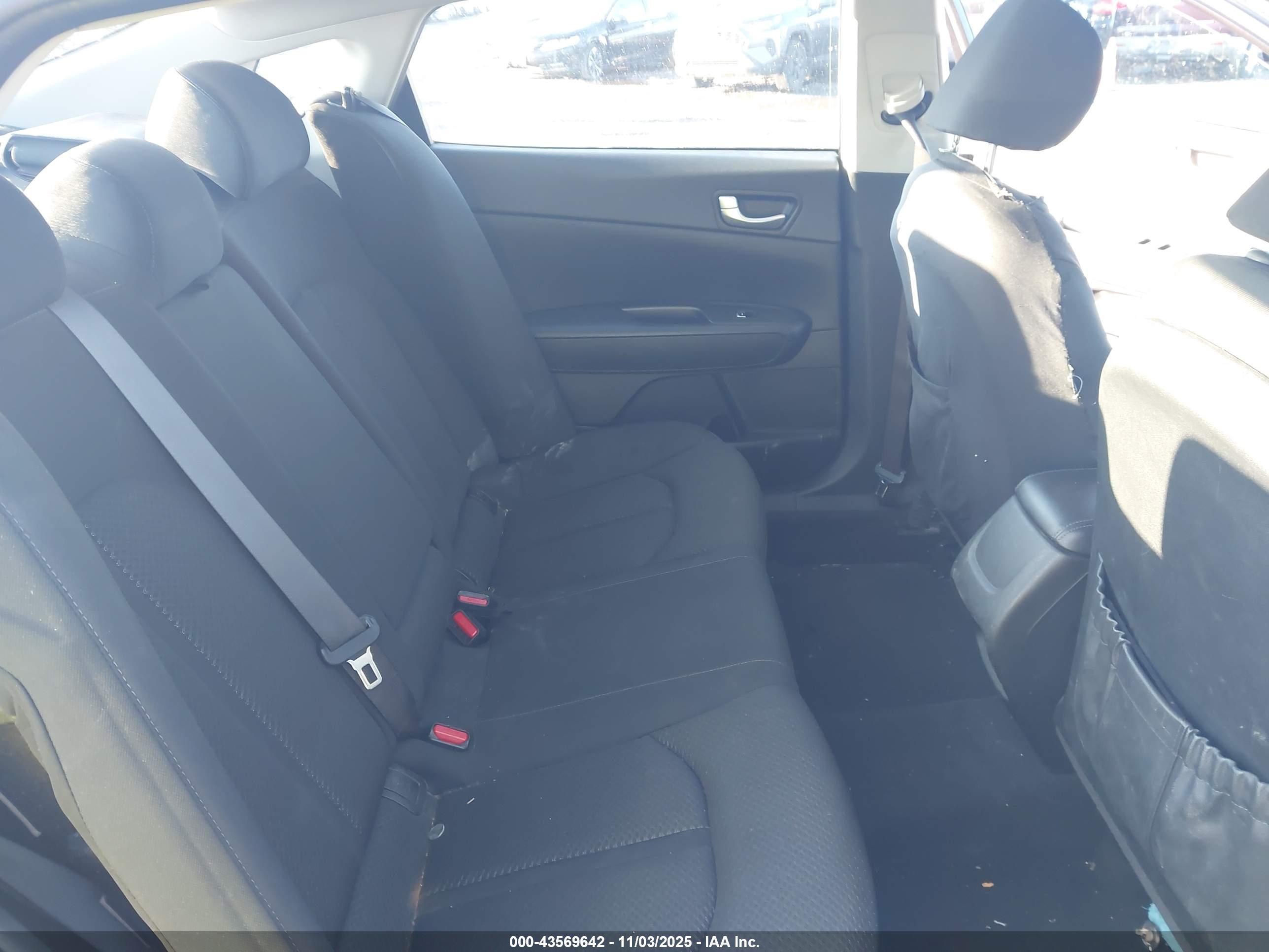 KIA OPTIMA image 8