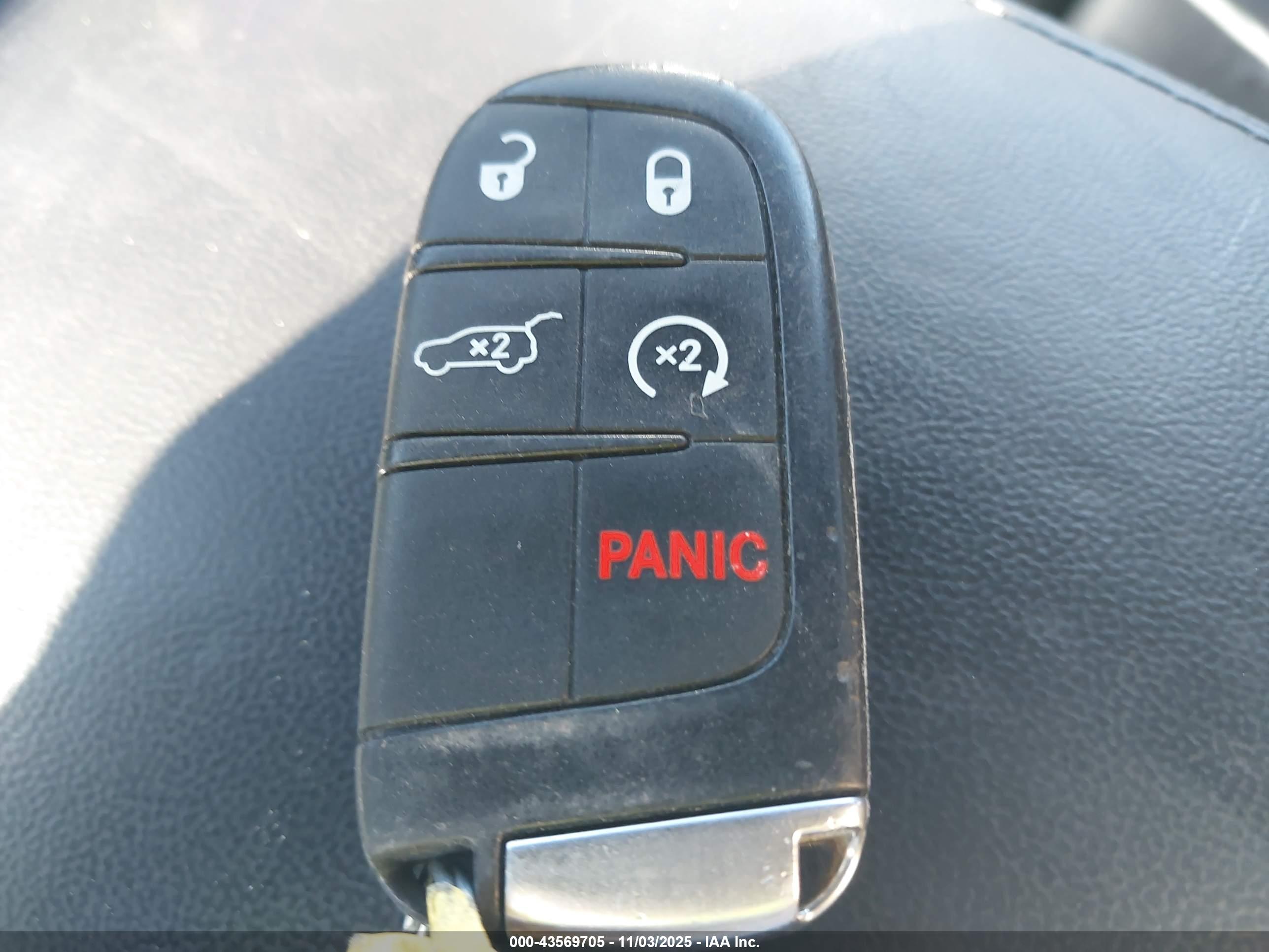 JEEP GRAND image 11