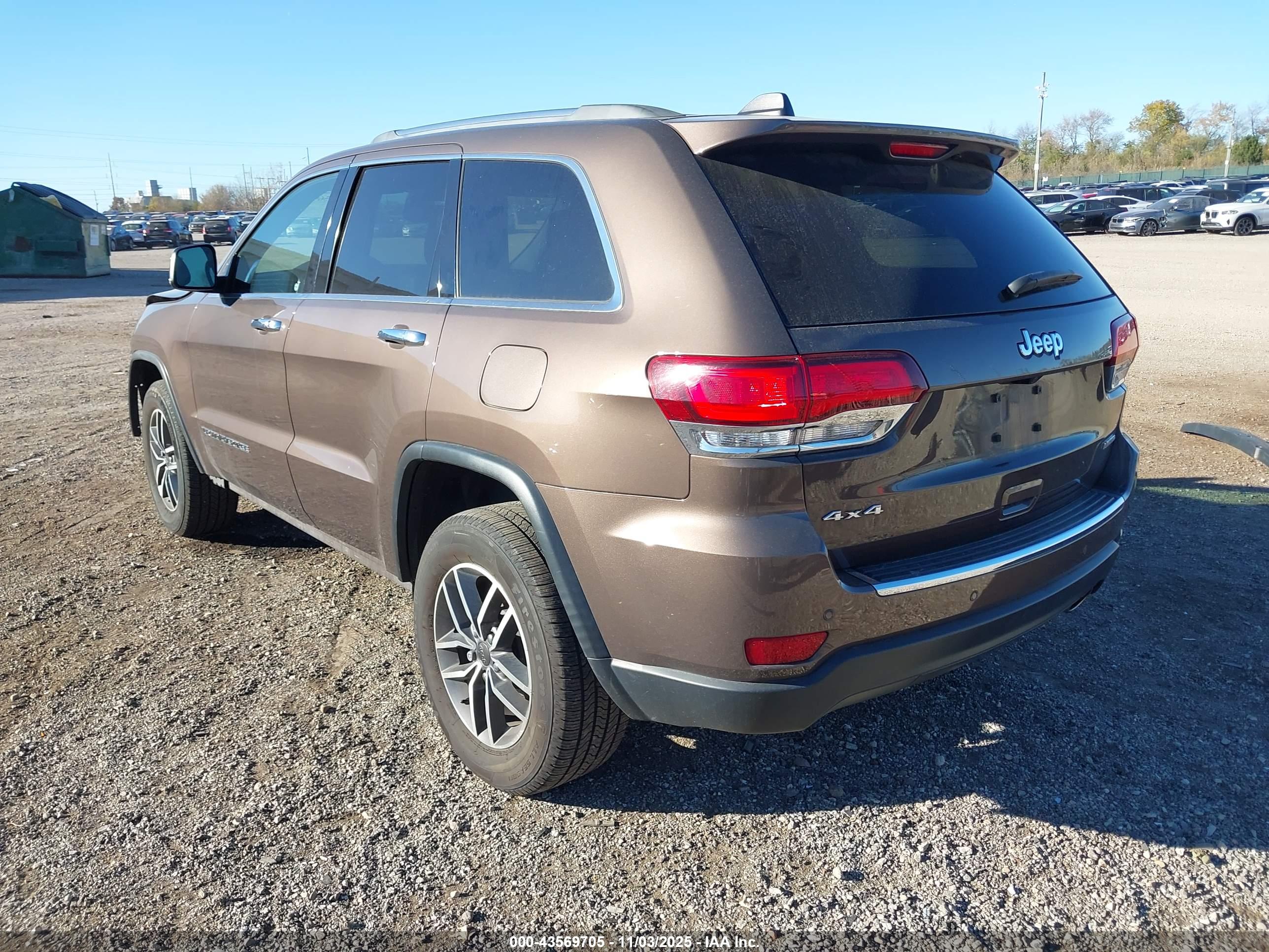 JEEP GRAND image 3