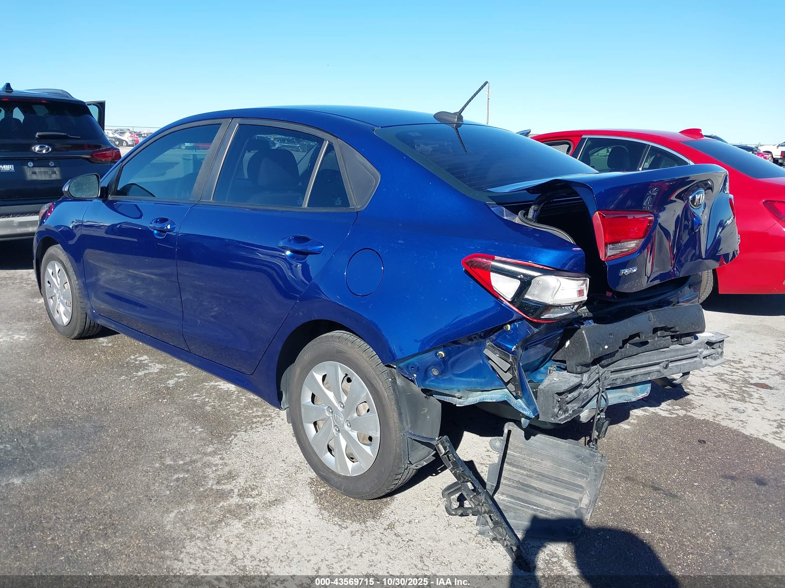 KIA RIO image 3