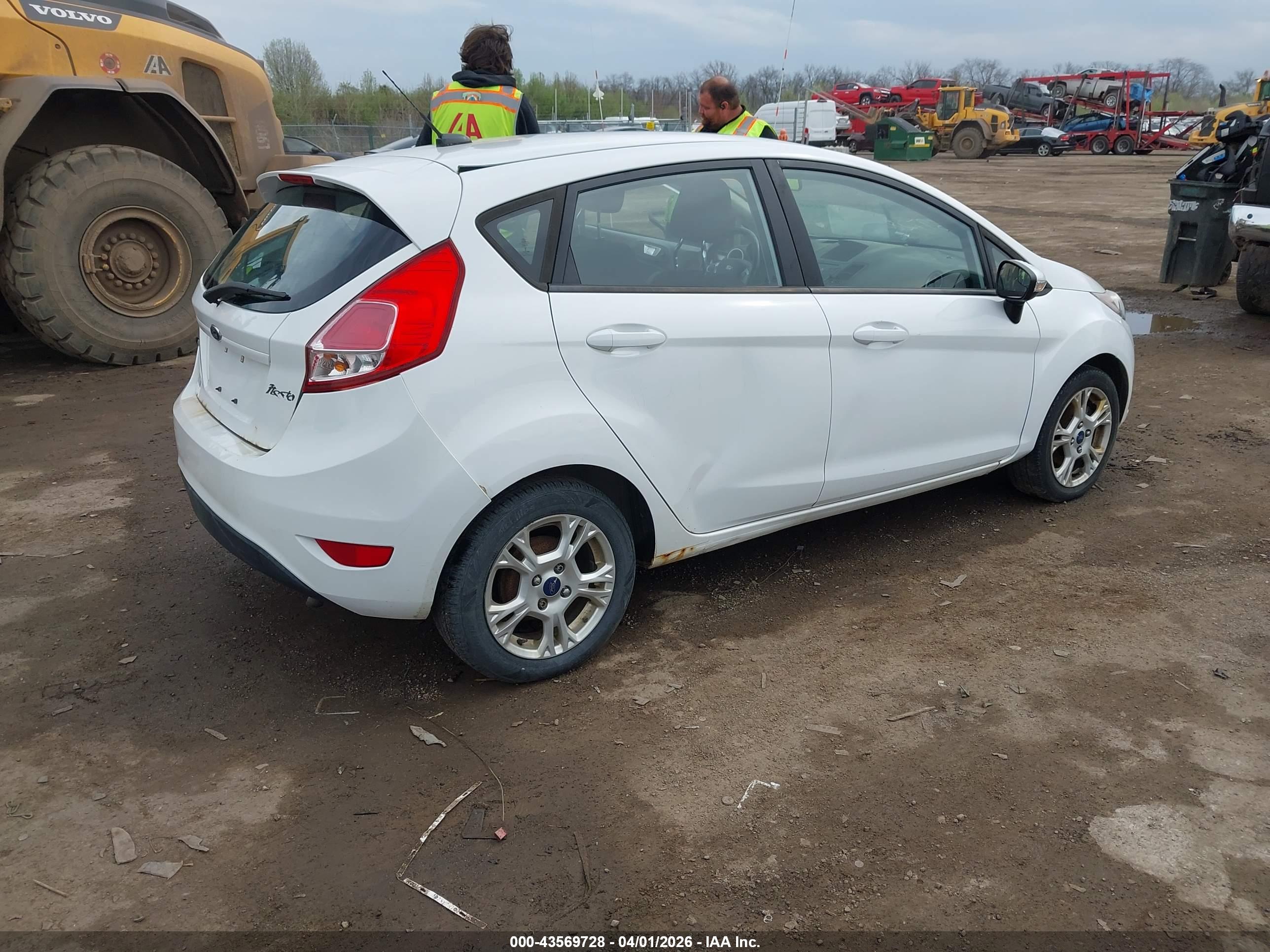 FORD FIESTA image 4