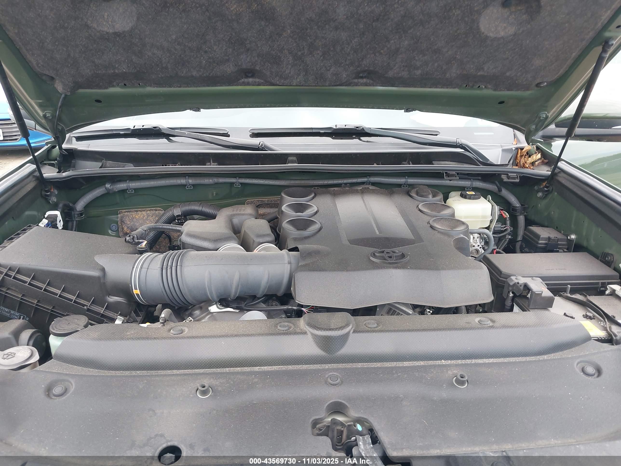 TOYOTA 4RUNNER image 10