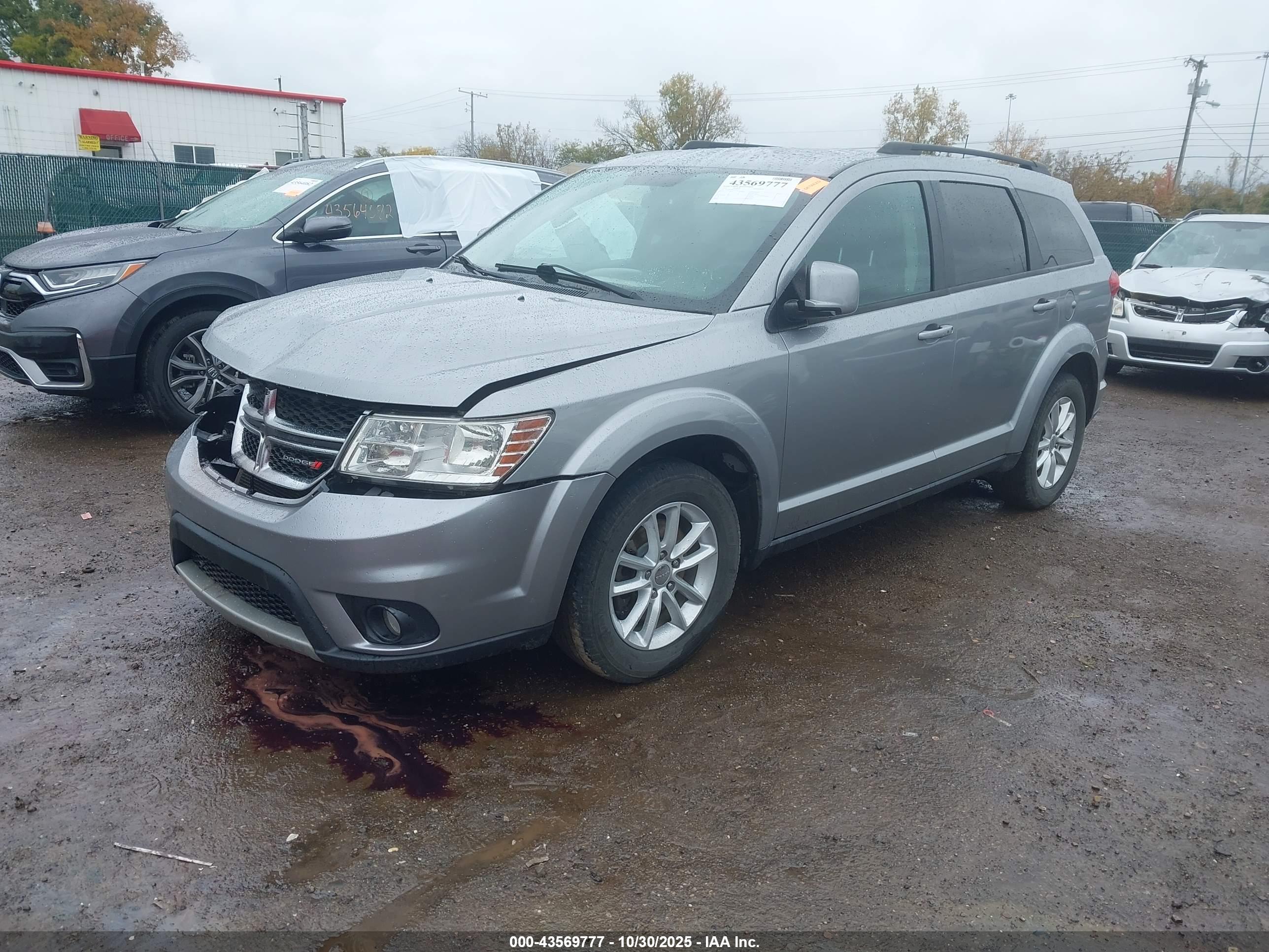 DODGE JOURNEY image 2
