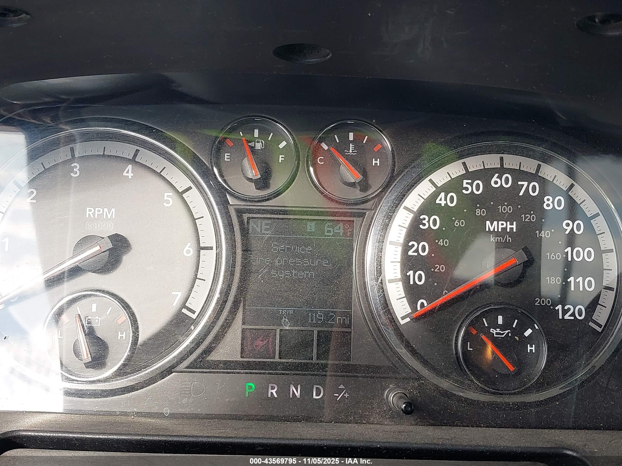 DODGE RAM image 7