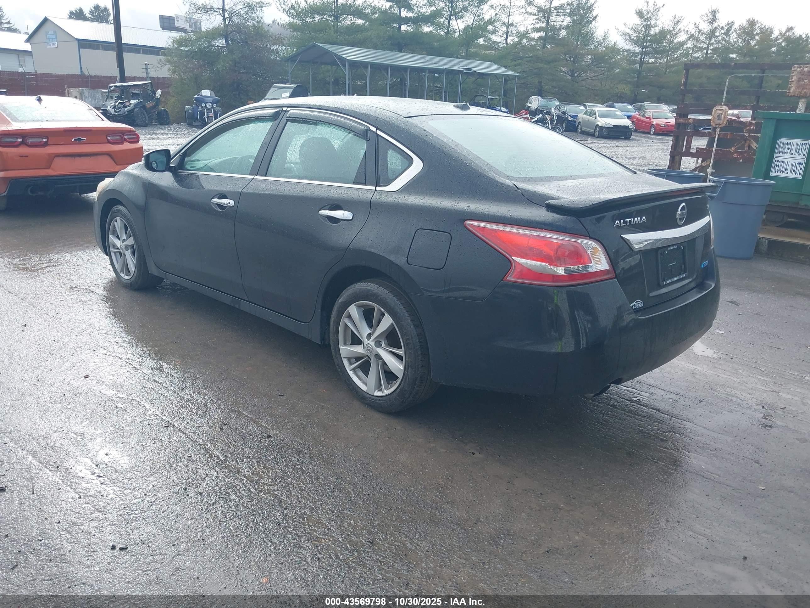 NISSAN ALTIMA image 3