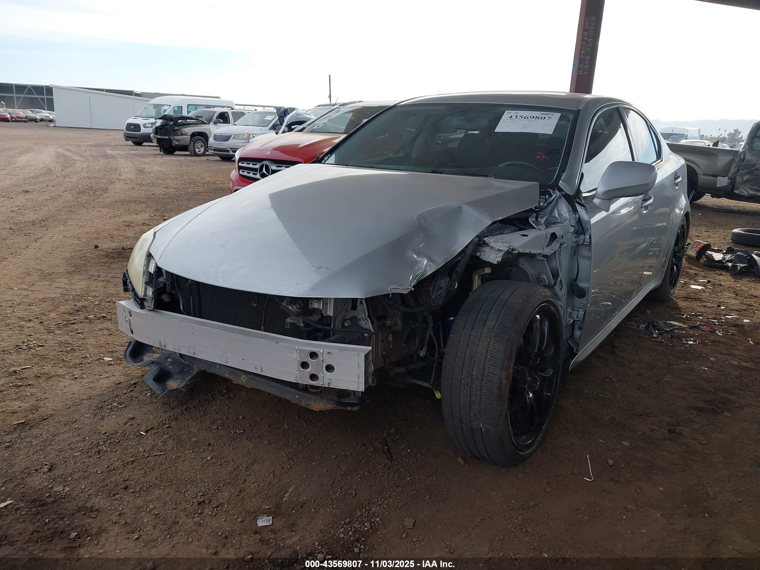 LEXUS IS image 6