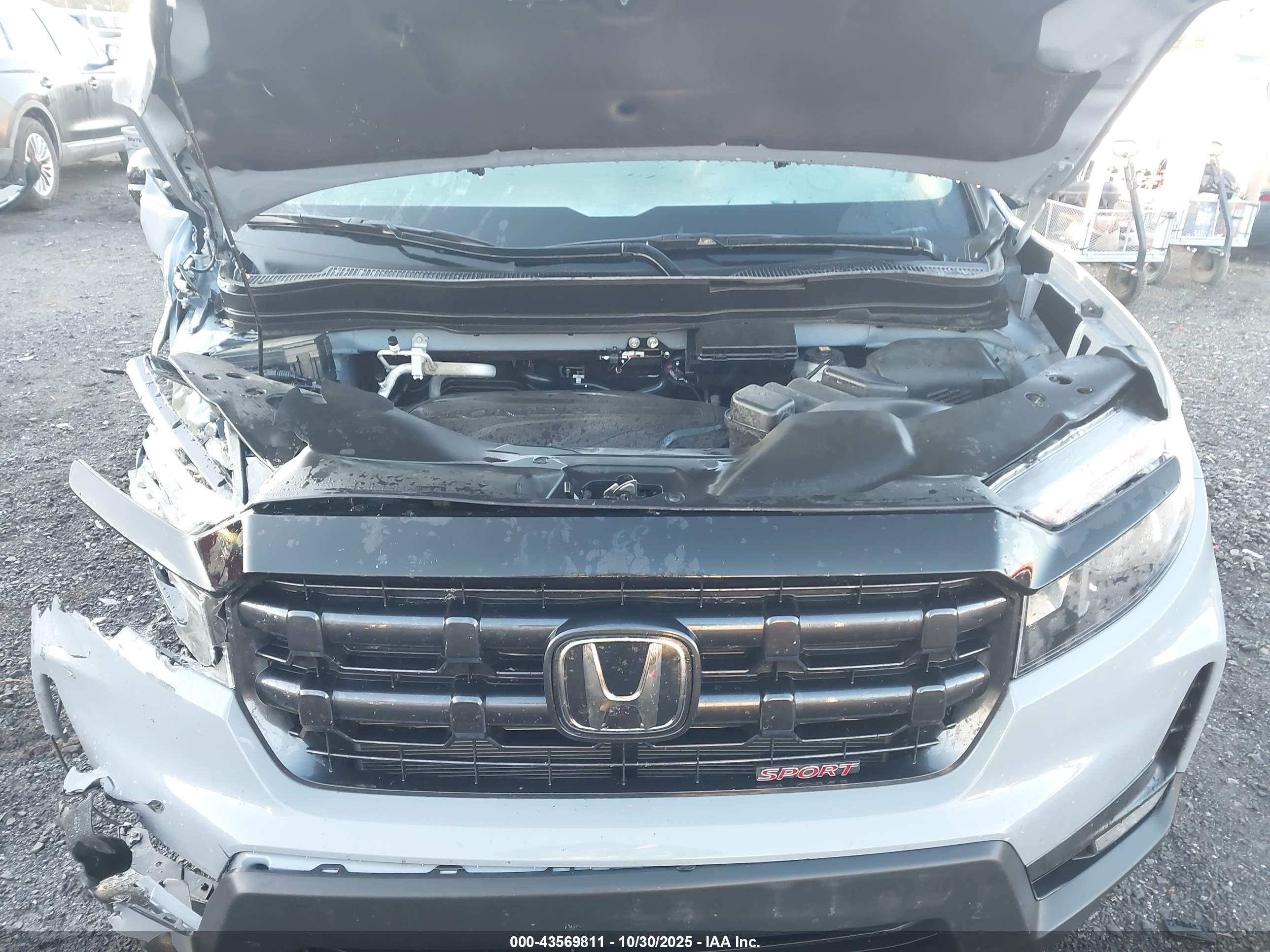 HONDA RIDGELINE image 10