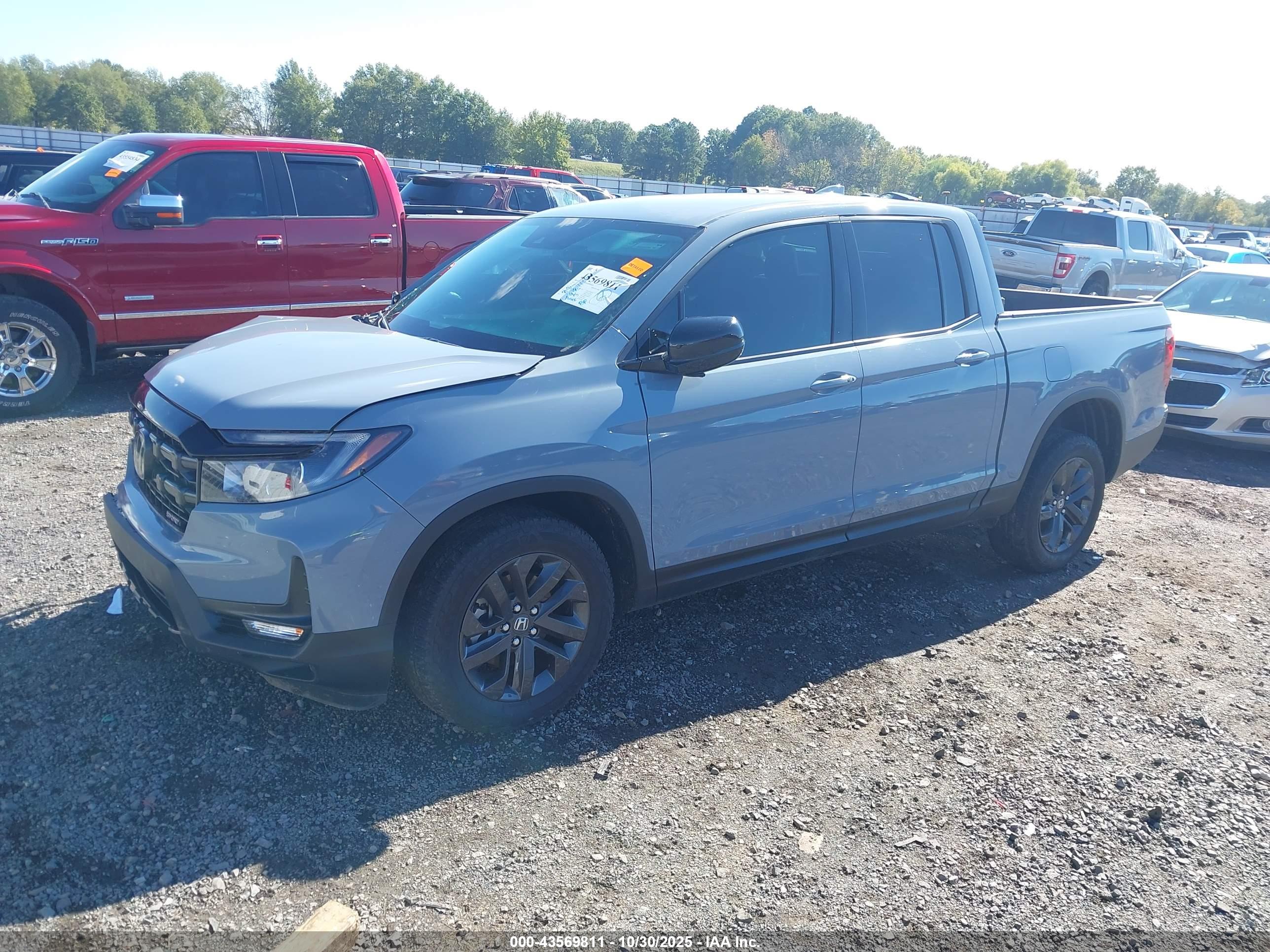 HONDA RIDGELINE image 2