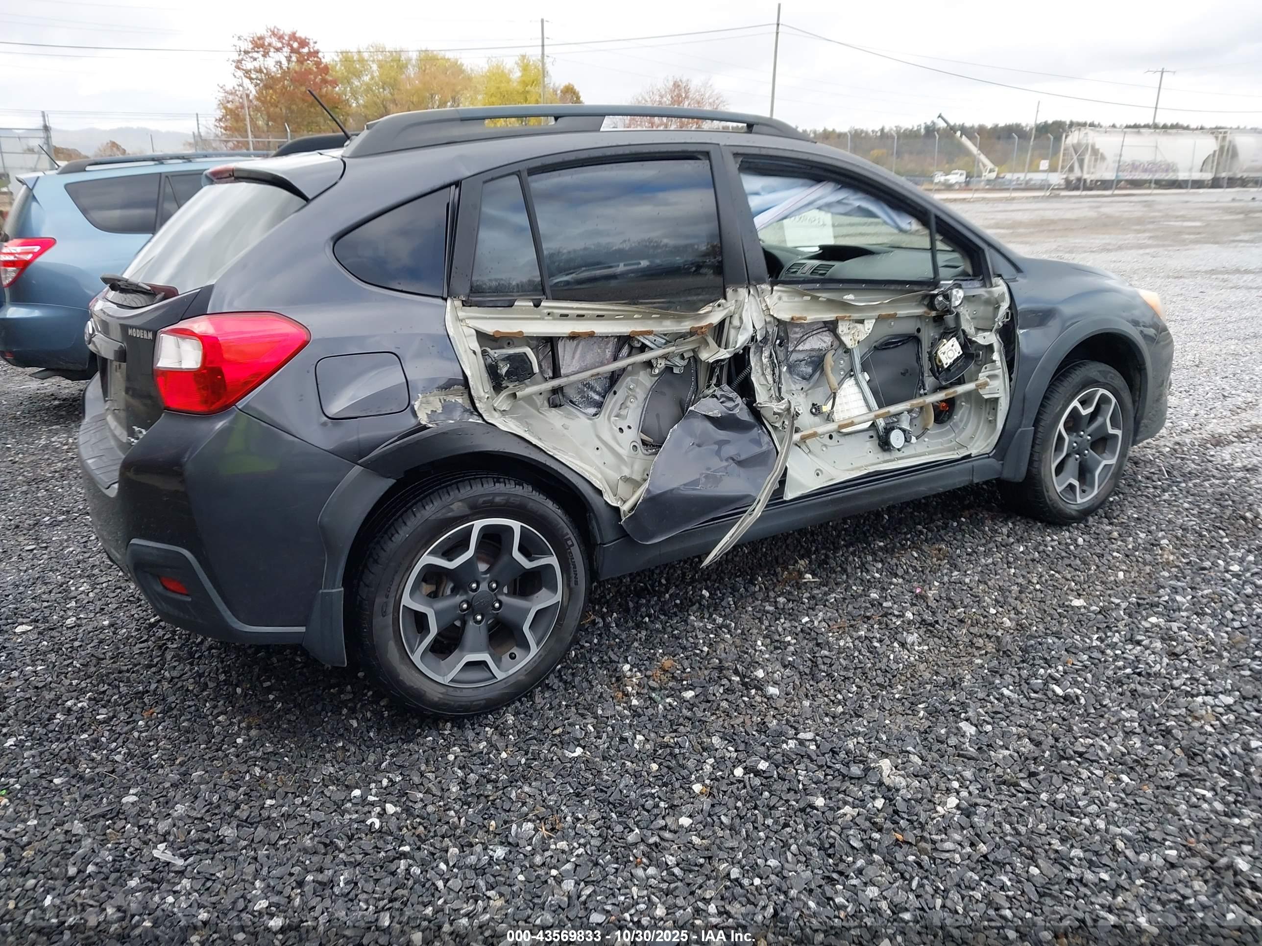 SUBARU XV image 4