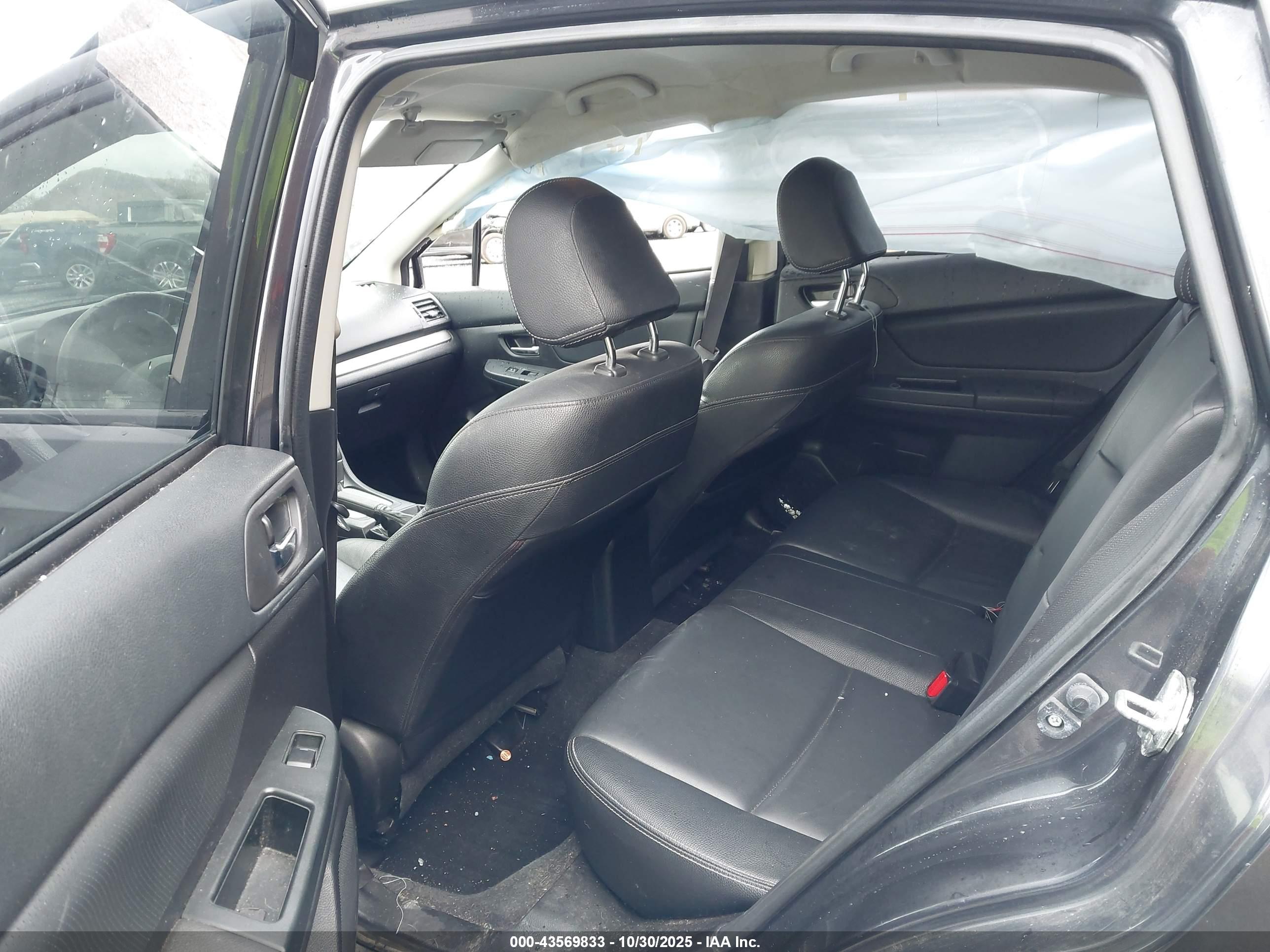 SUBARU XV image 8
