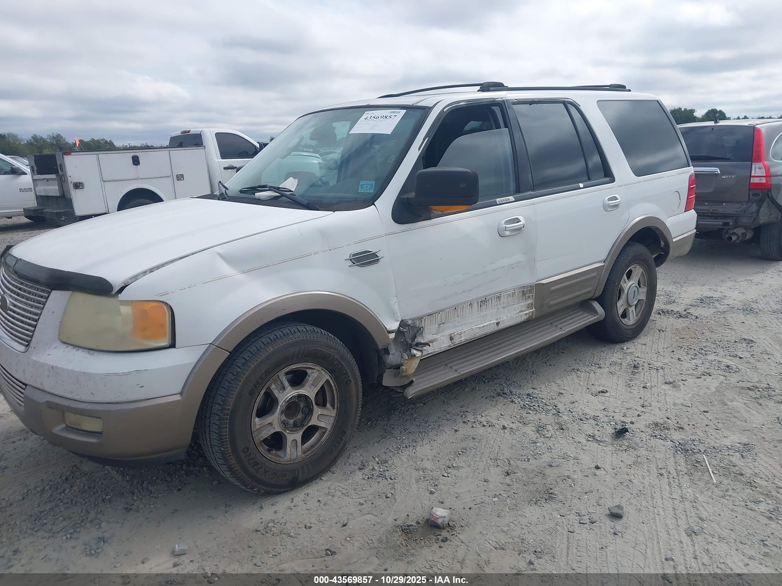 FORD EXPEDITION image 2