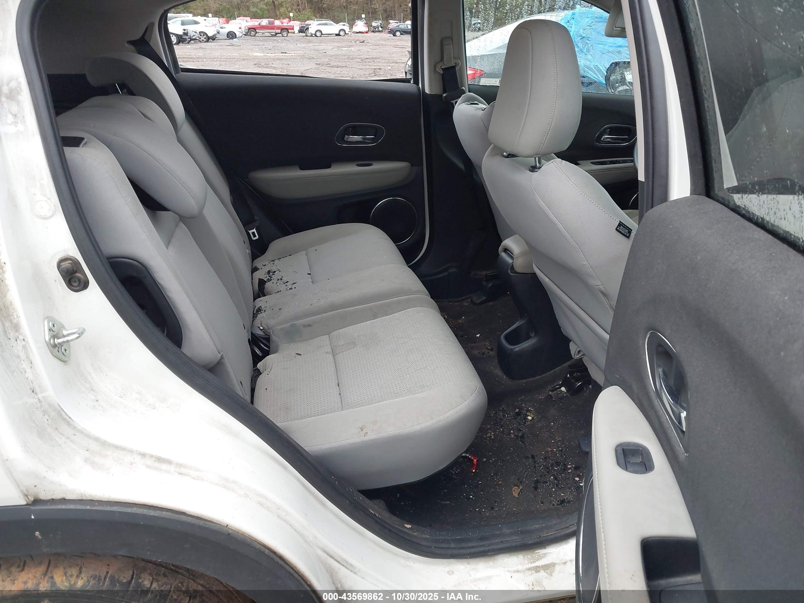 HONDA HR-V image 8
