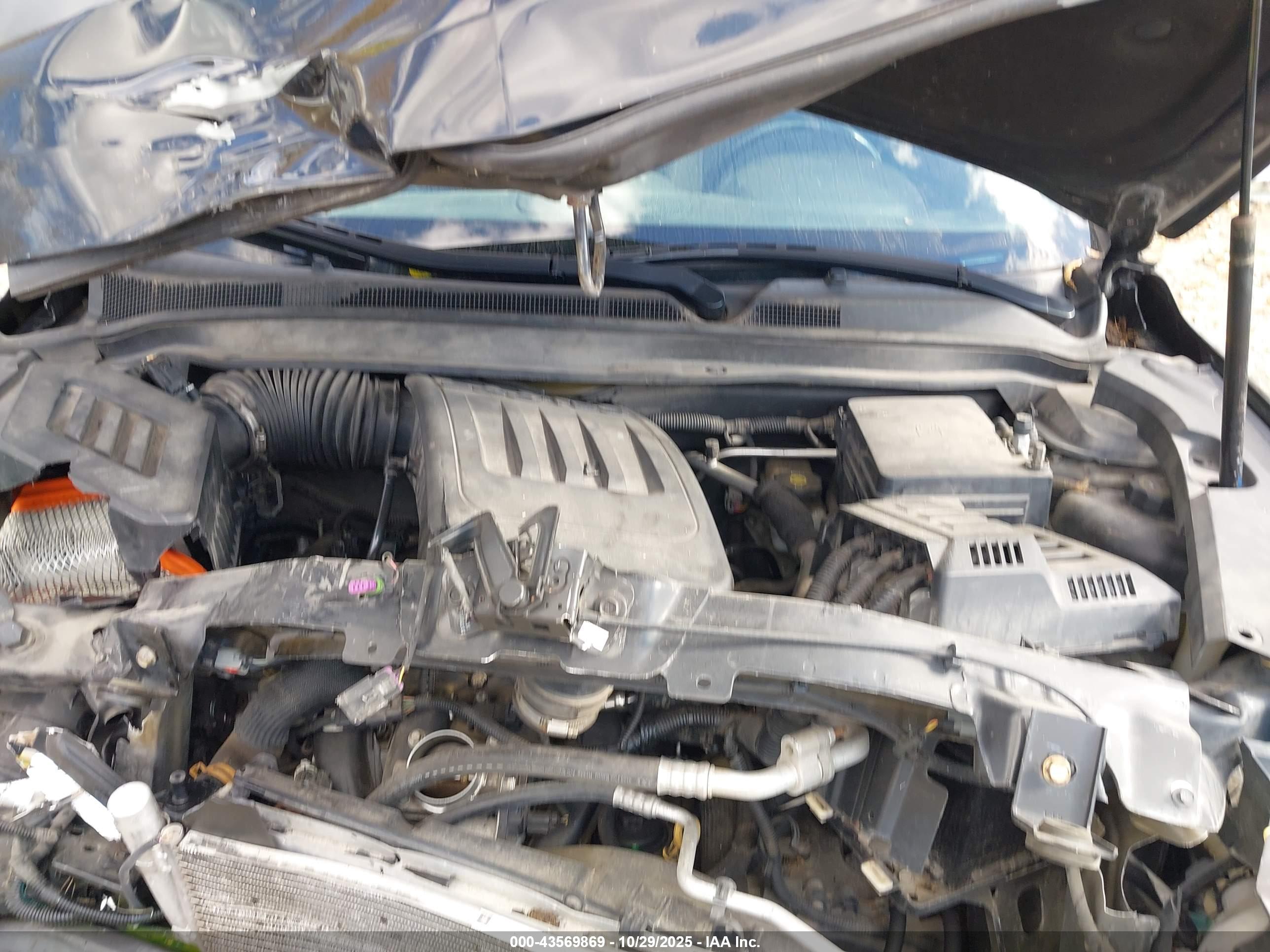 CHEVROLET EQUINOX image 10
