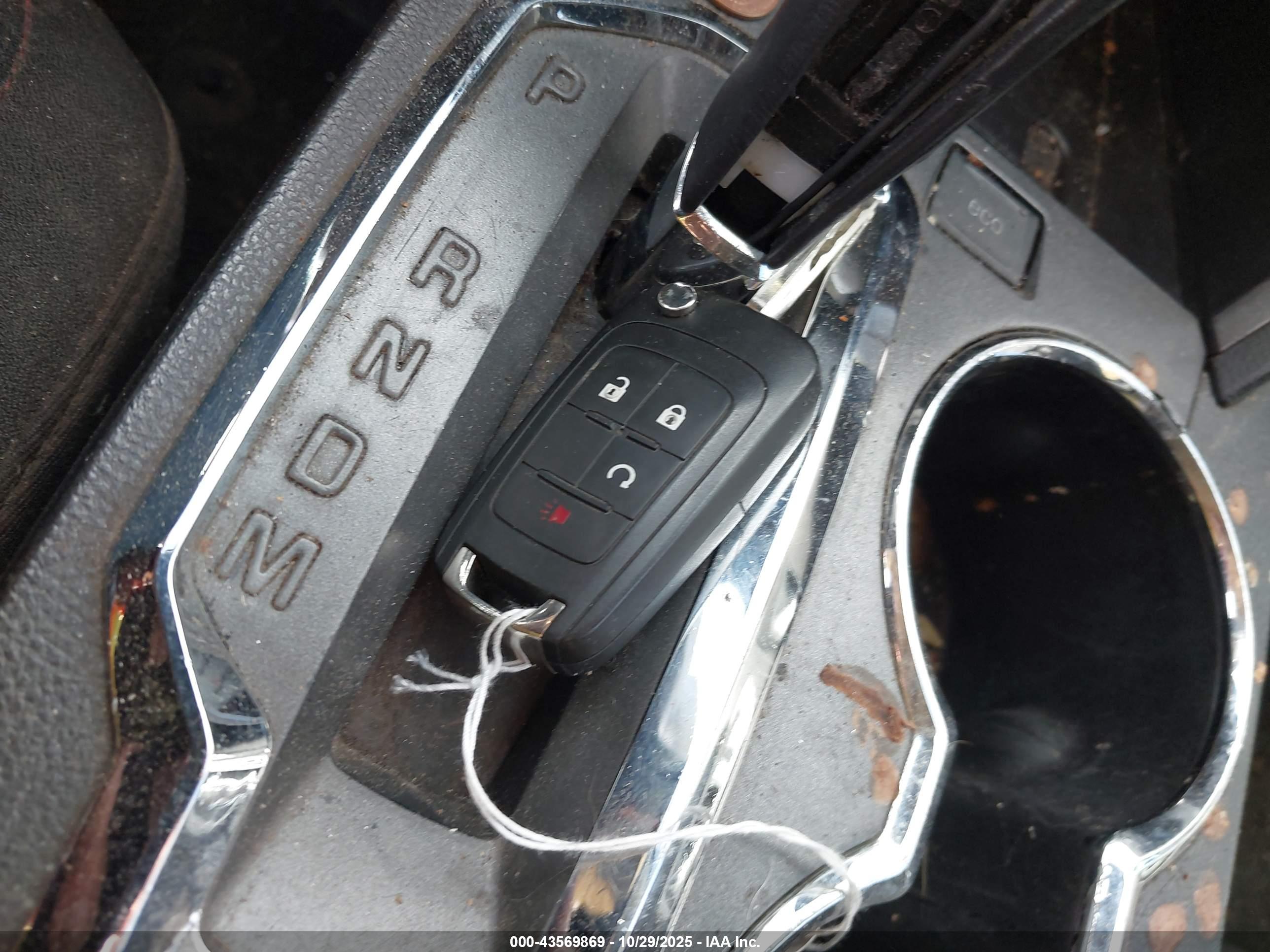 CHEVROLET EQUINOX image 11
