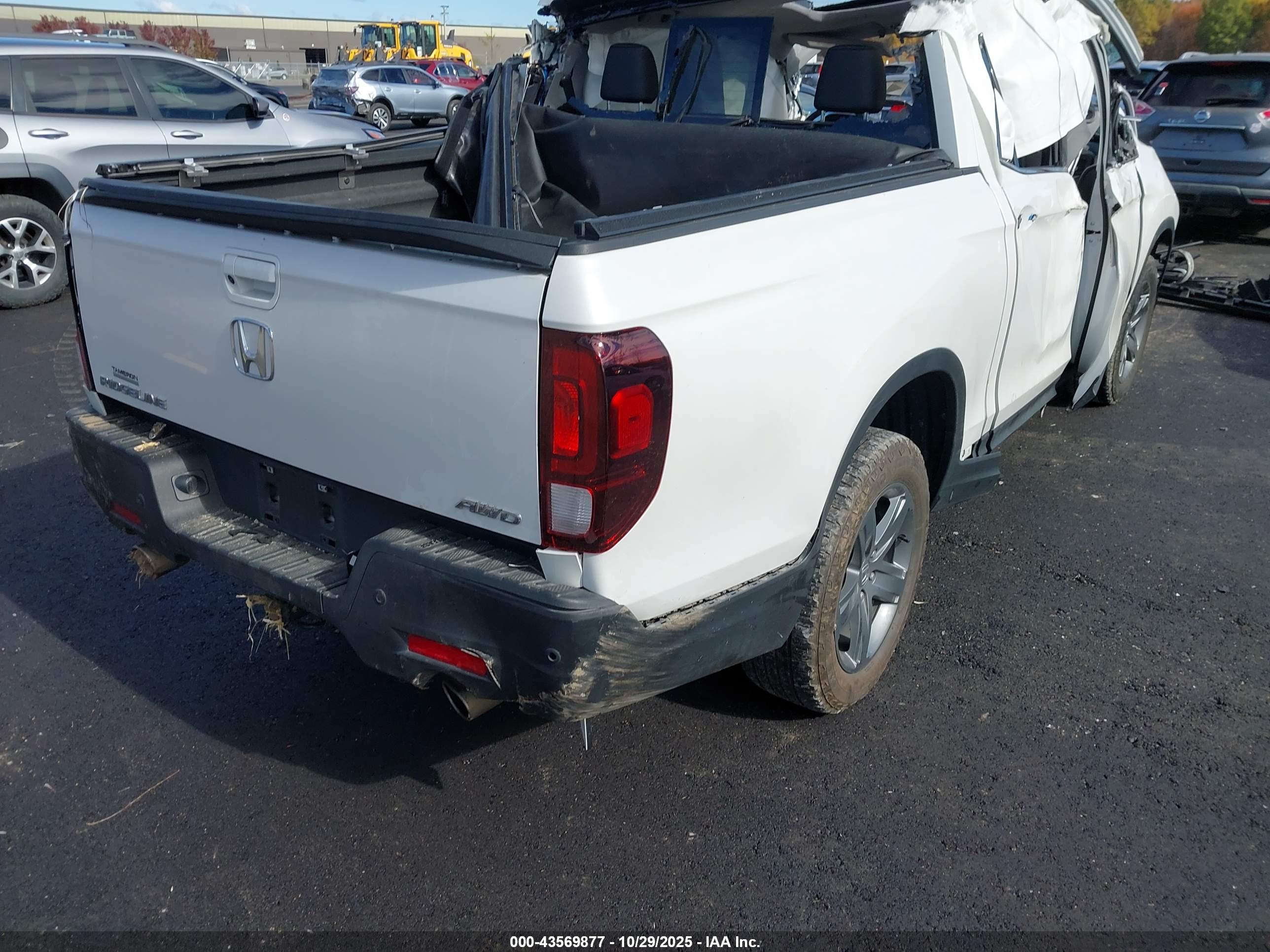 HONDA RIDGELINE image 4