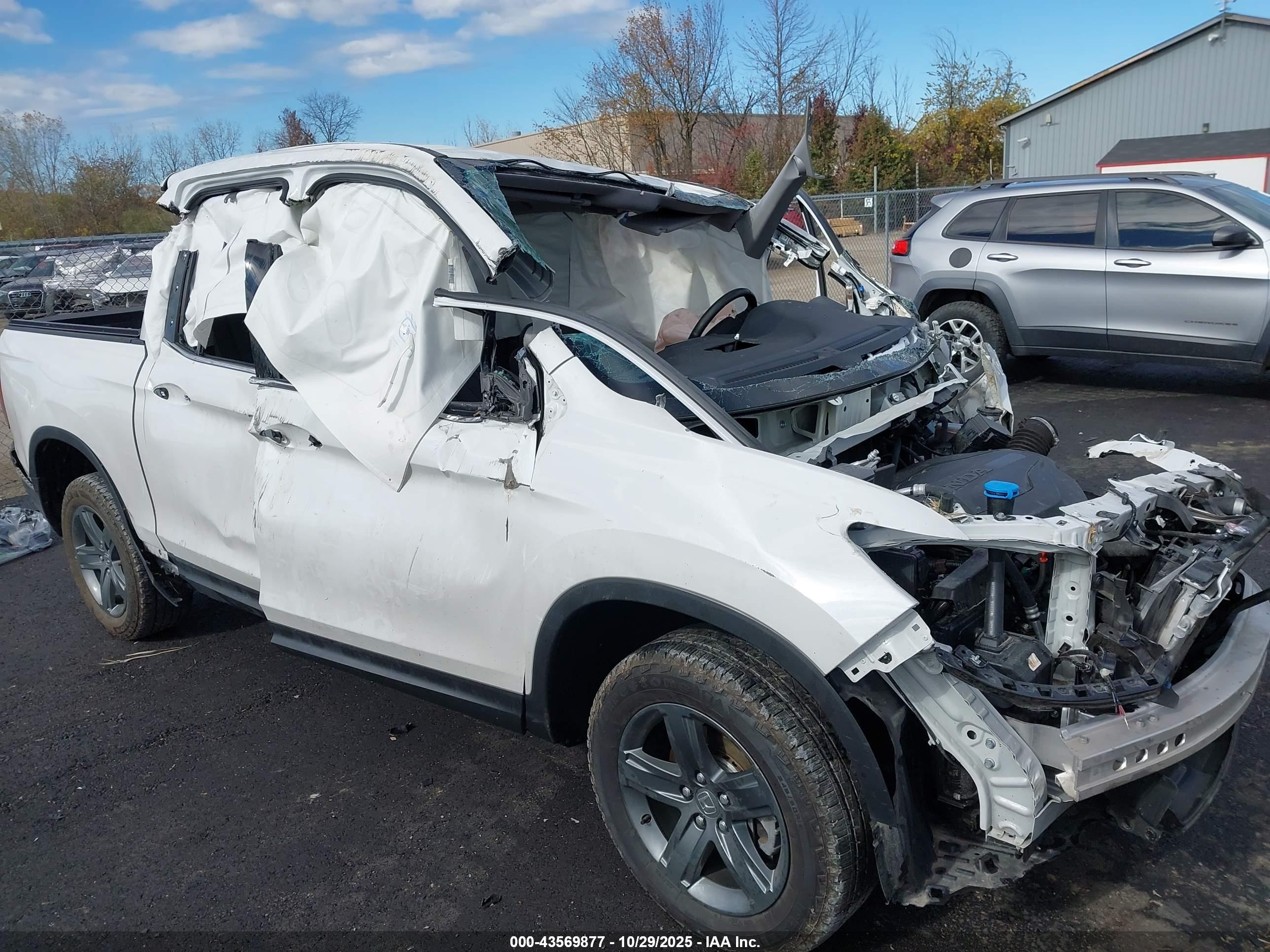 HONDA RIDGELINE image 6