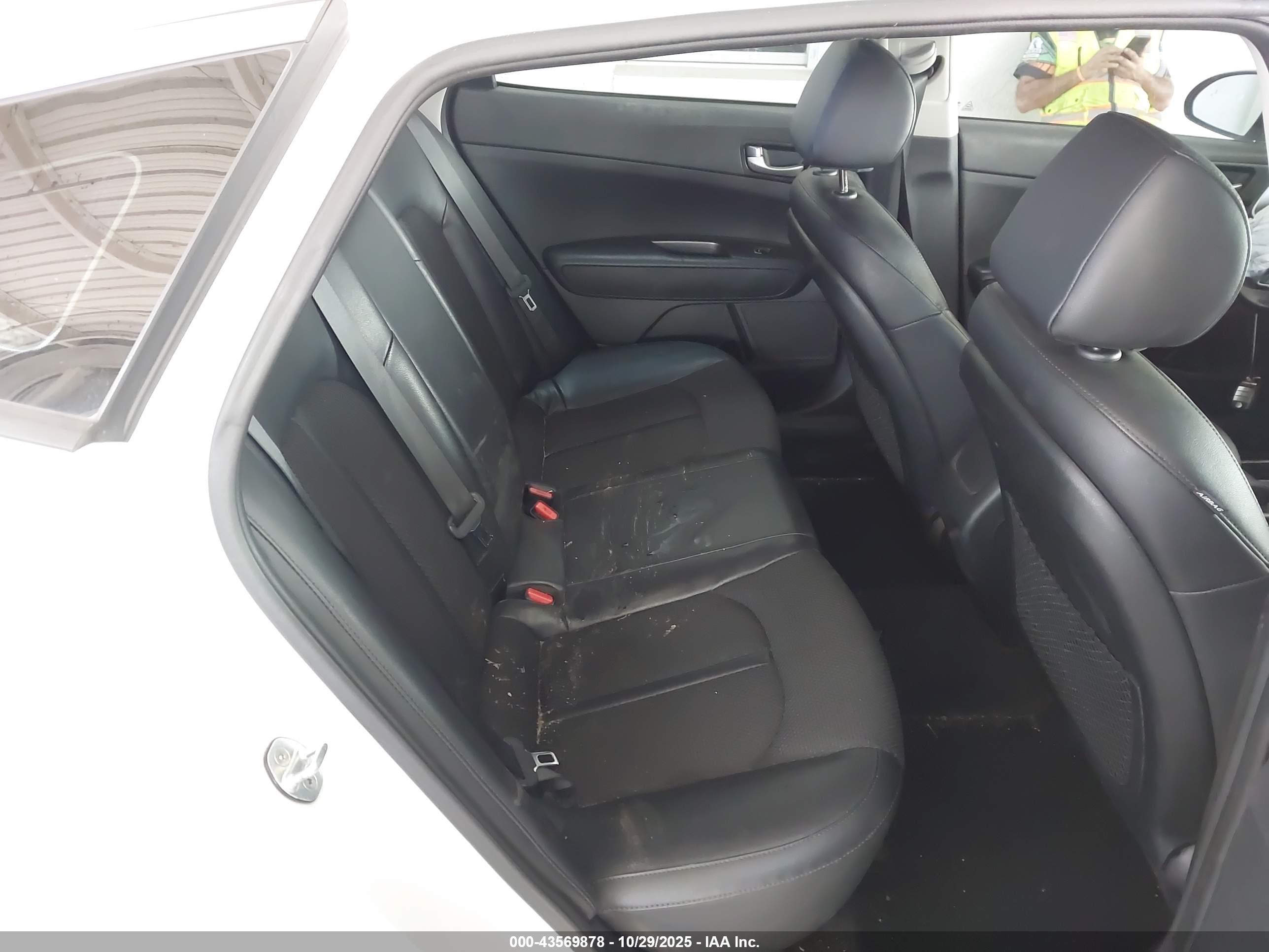 KIA OPTIMA image 8
