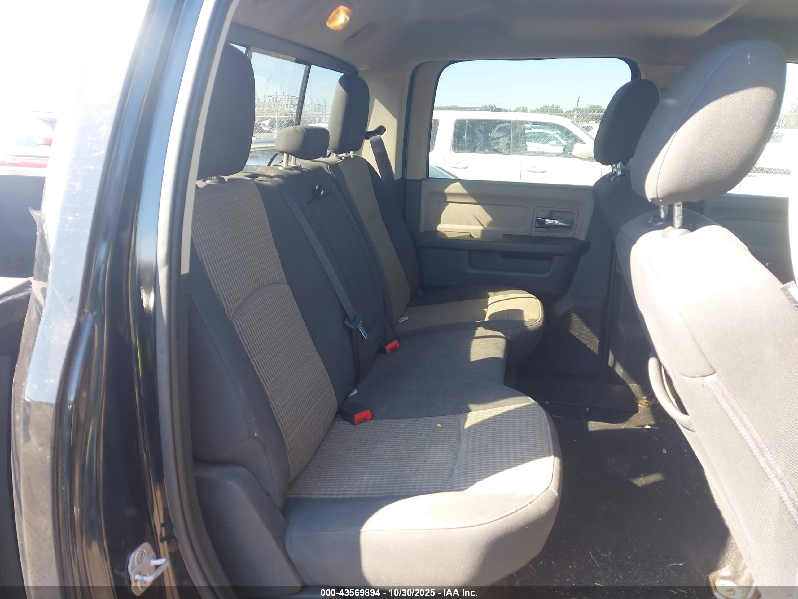 RAM 1500 image 8