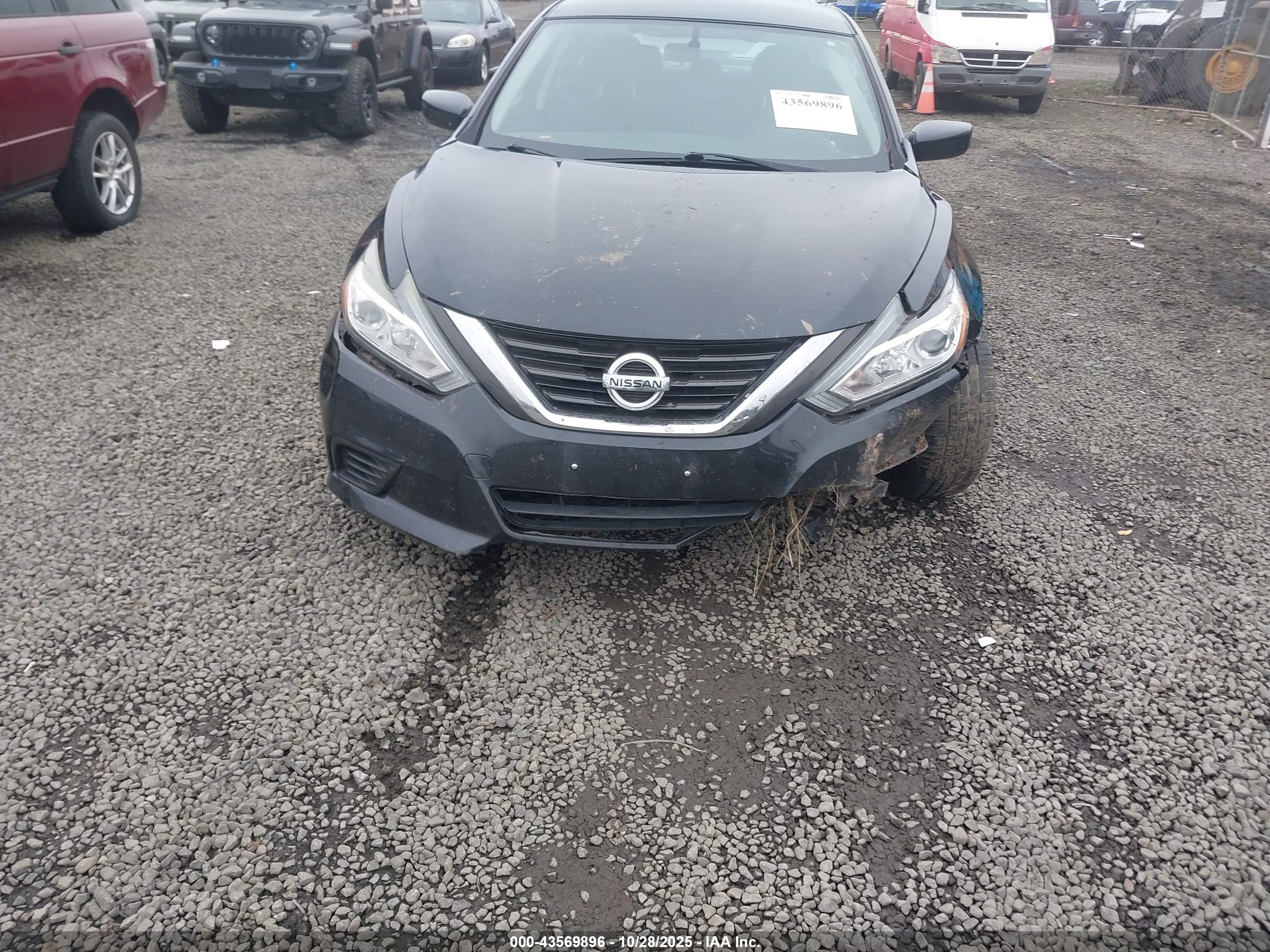 NISSAN ALTIMA image 6