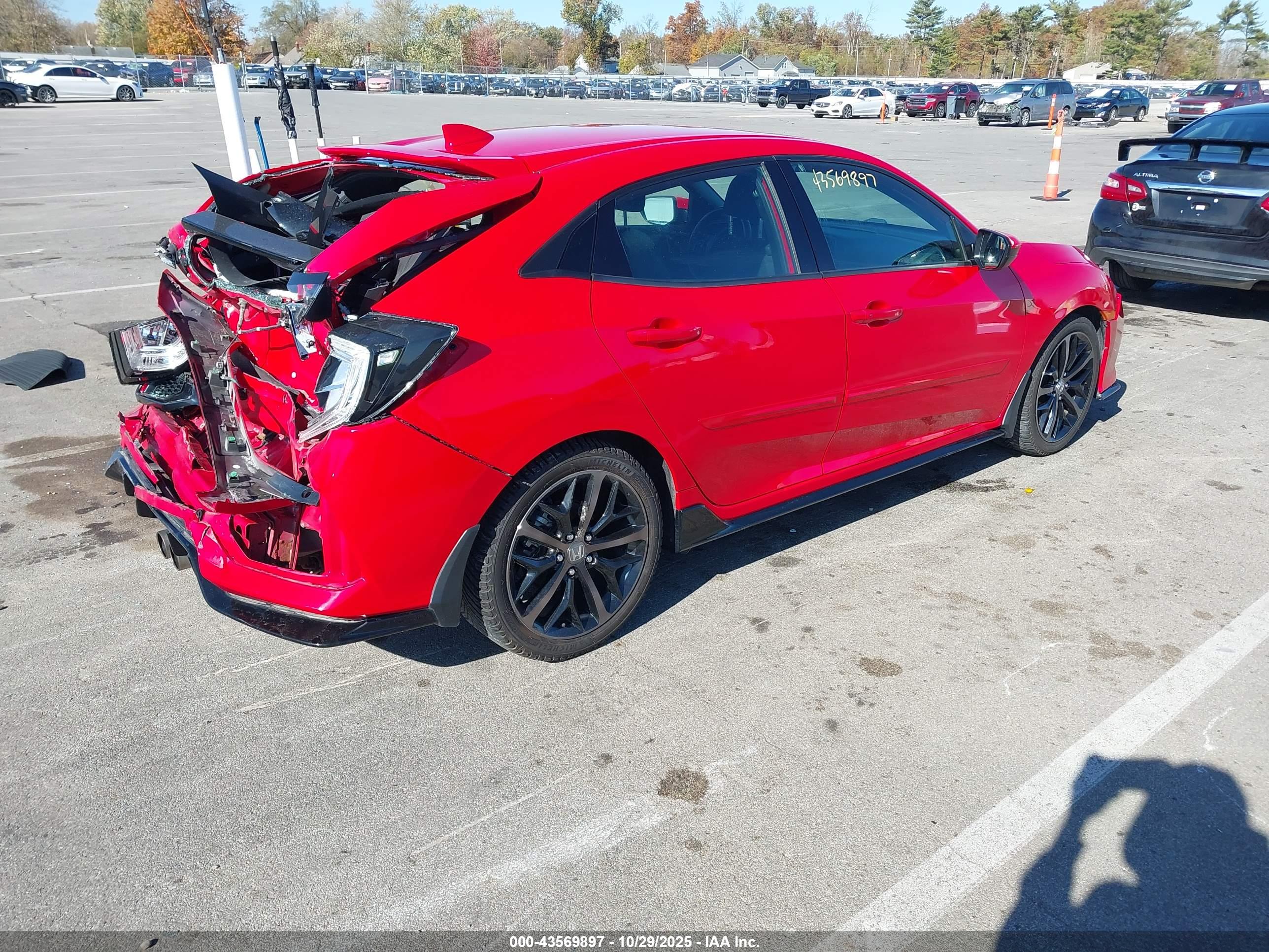 HONDA CIVIC image 4