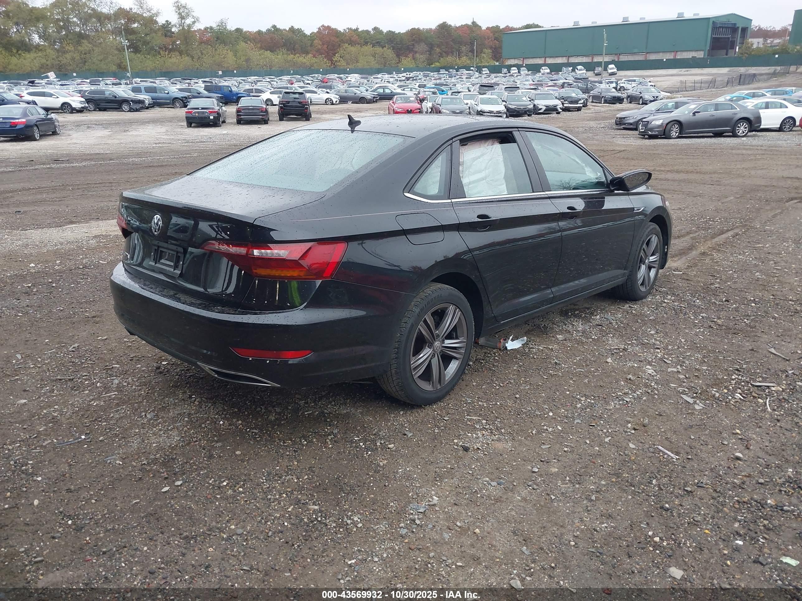 VOLKSWAGEN JETTA image 4