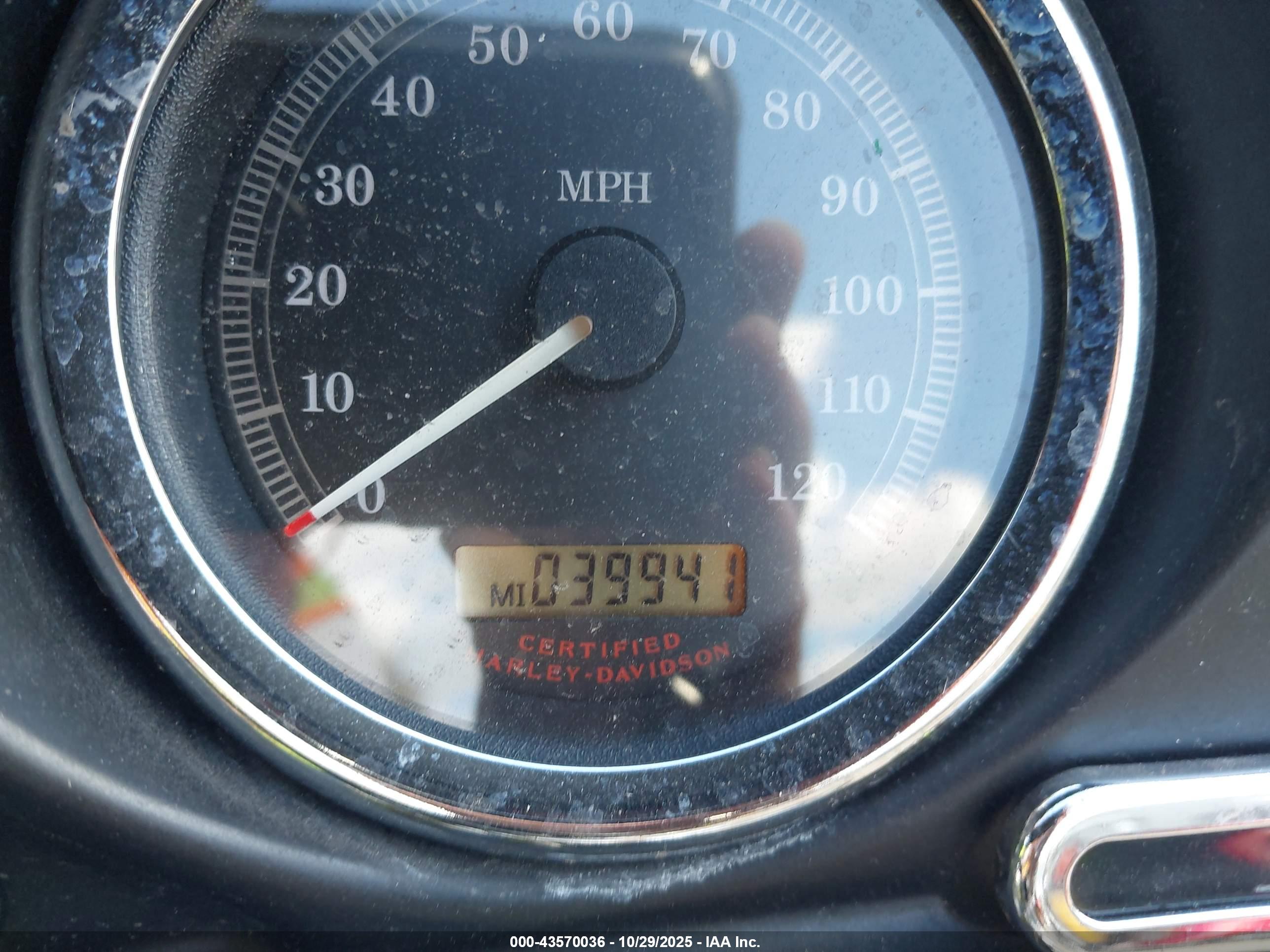 HARLEY-DAVIDSON FLHTCI image 7