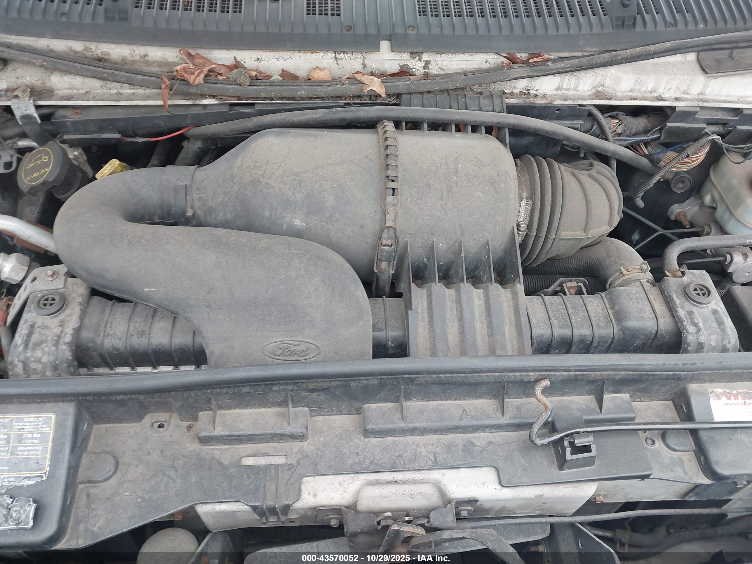 FORD E-350 image 10