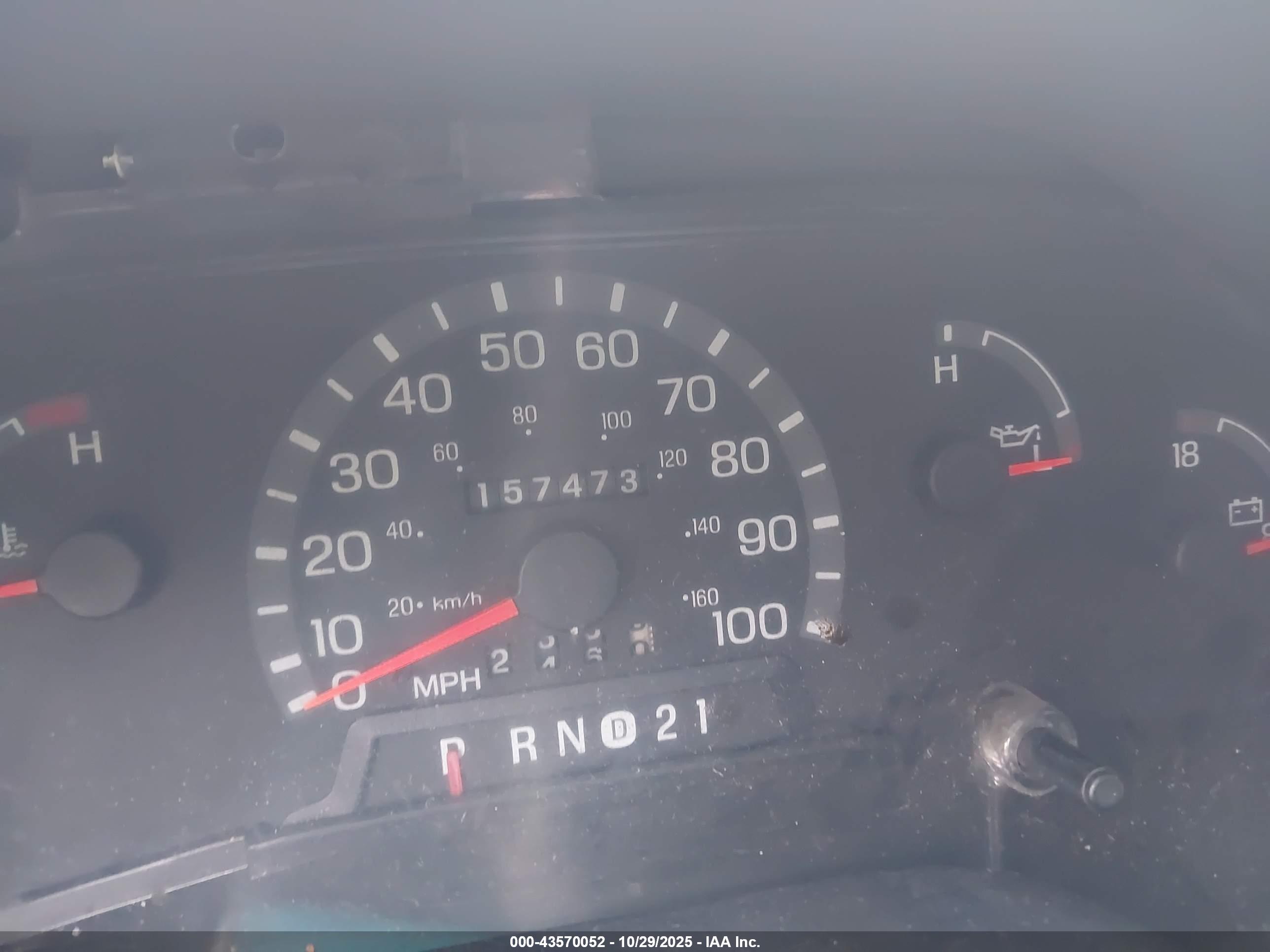 FORD E-350 image 6