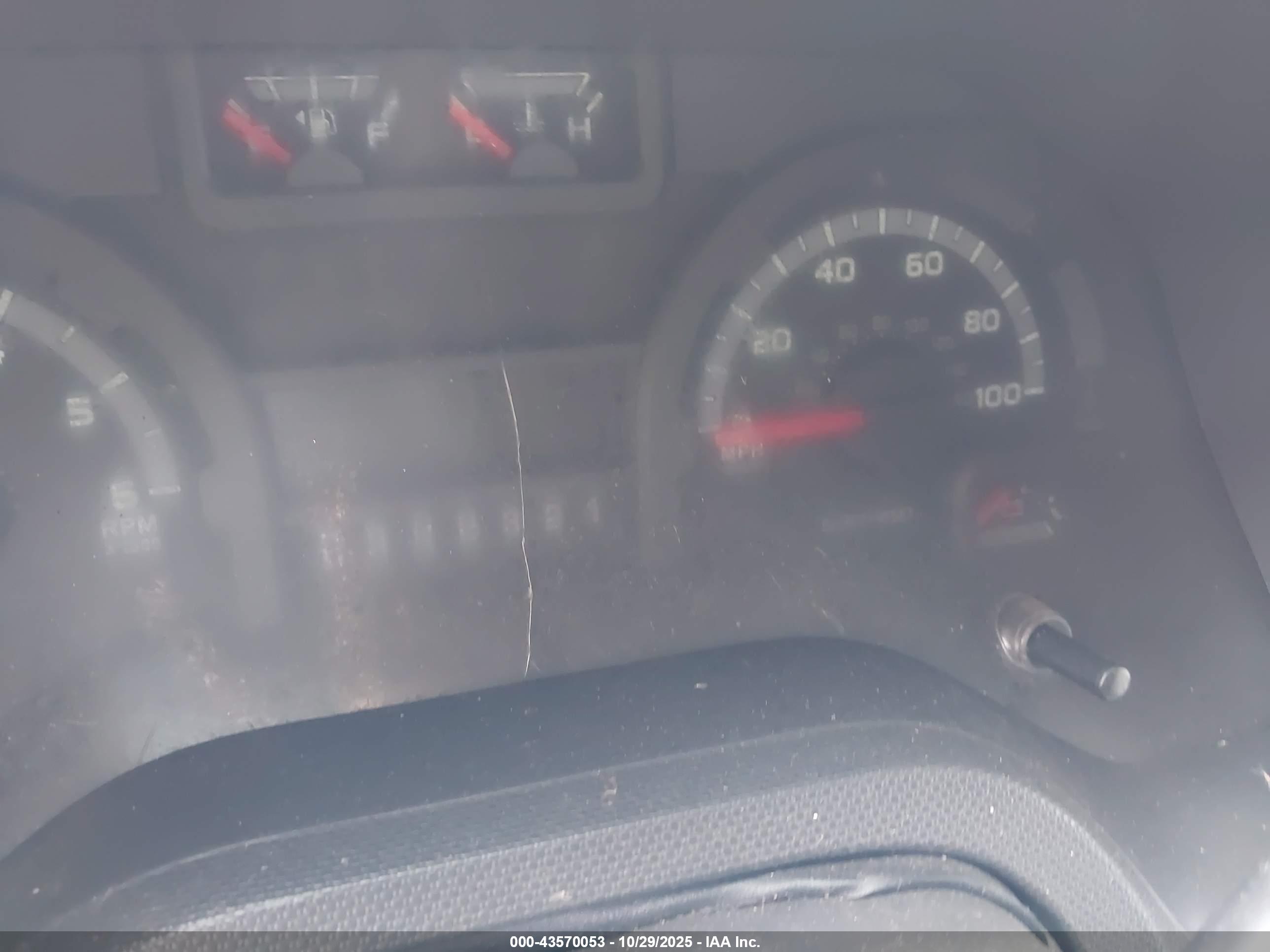 FORD E-350 image 6