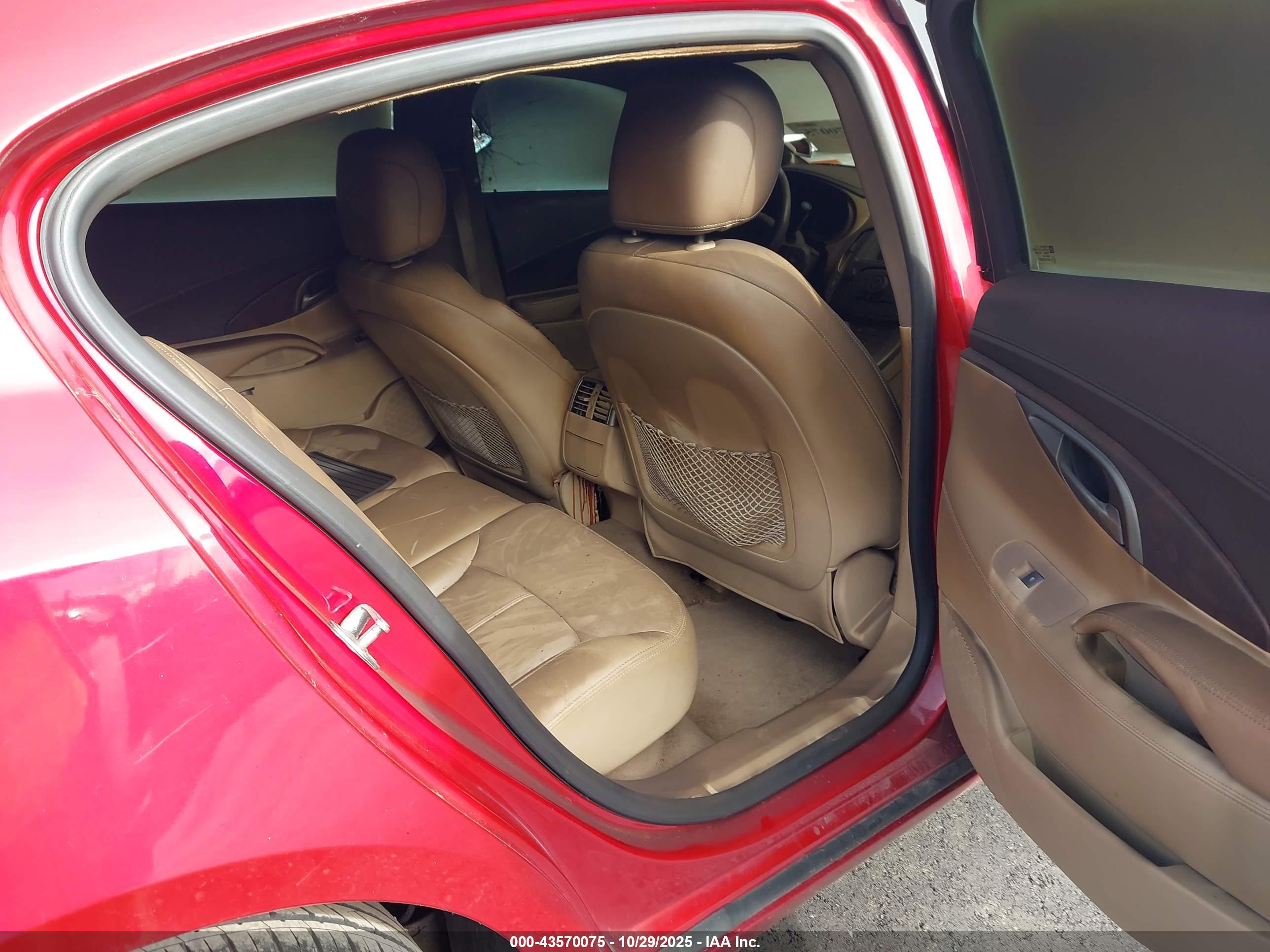 BUICK LACROSSE image 8